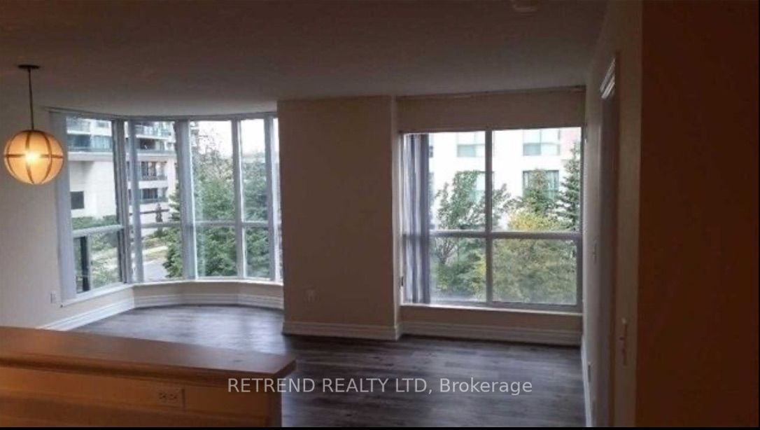 23 Lorraine Dr Drive 312, Toronto, ON M2N 6Z6 photo 3