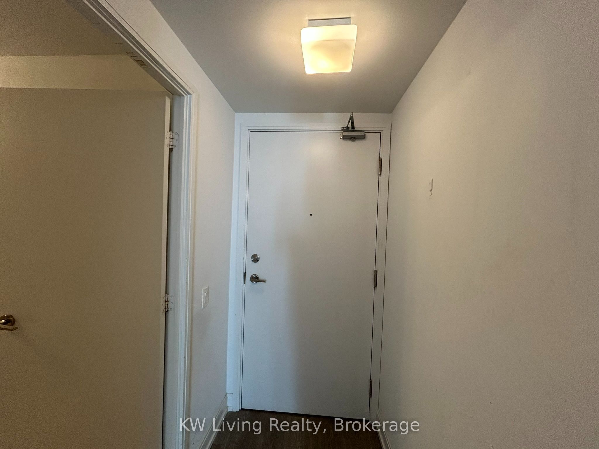 181 Dundas Street E 1601, Toronto, ON M5A 0N5 photo 4