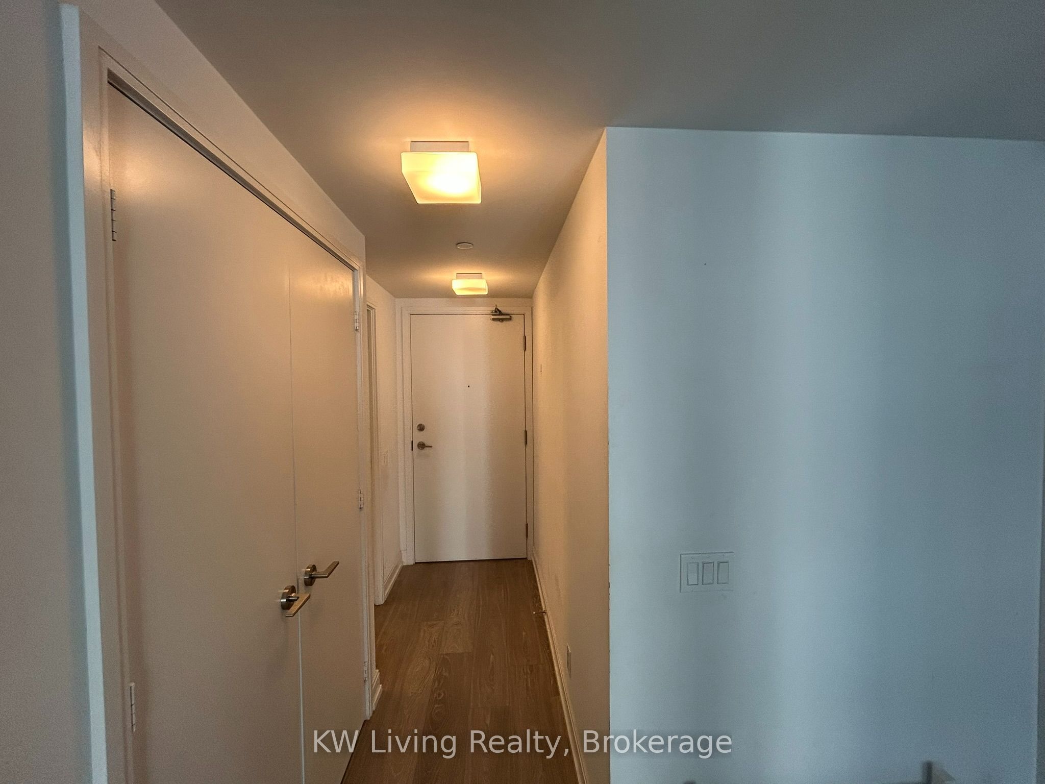 181 Dundas Street E 1601, Toronto, ON M5A 0N5 photo 5