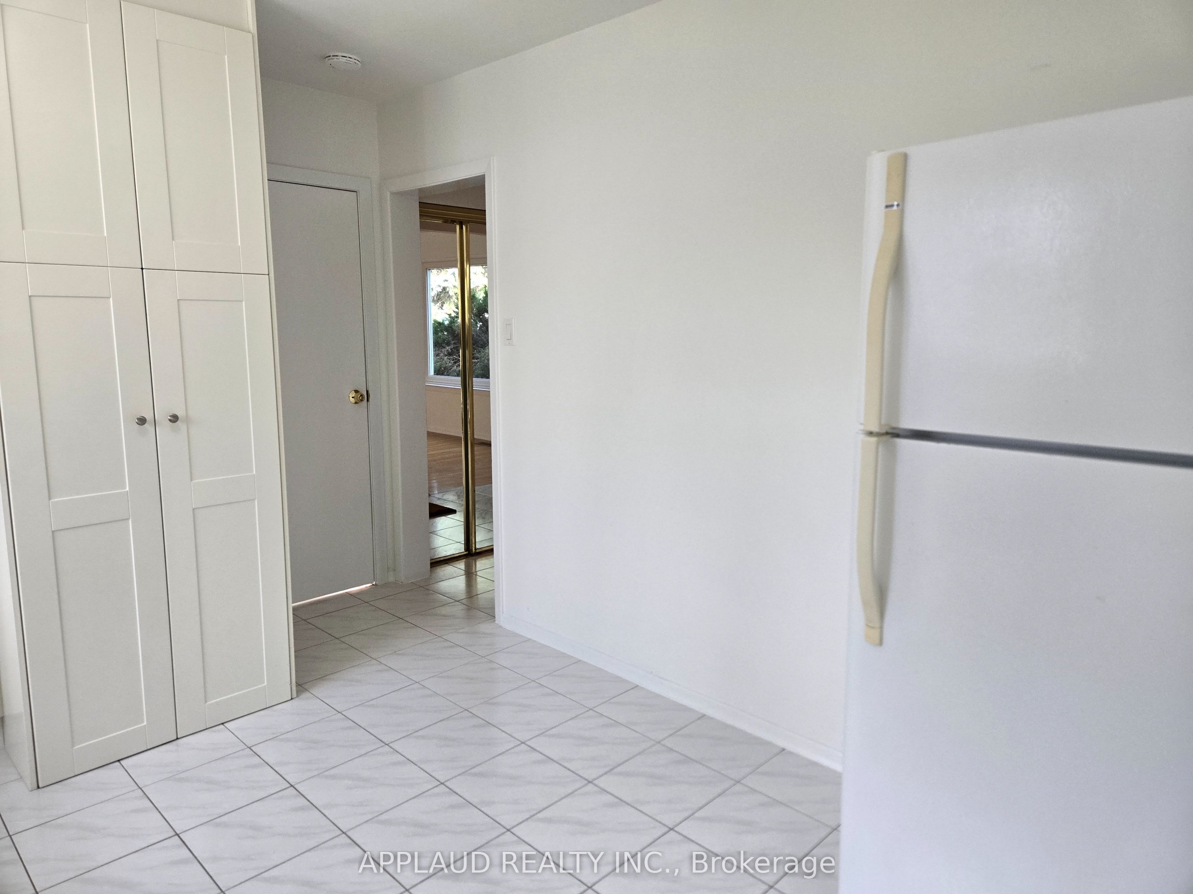 17 Marowyne Drive, Toronto, ON M2J 2A6 photo 5