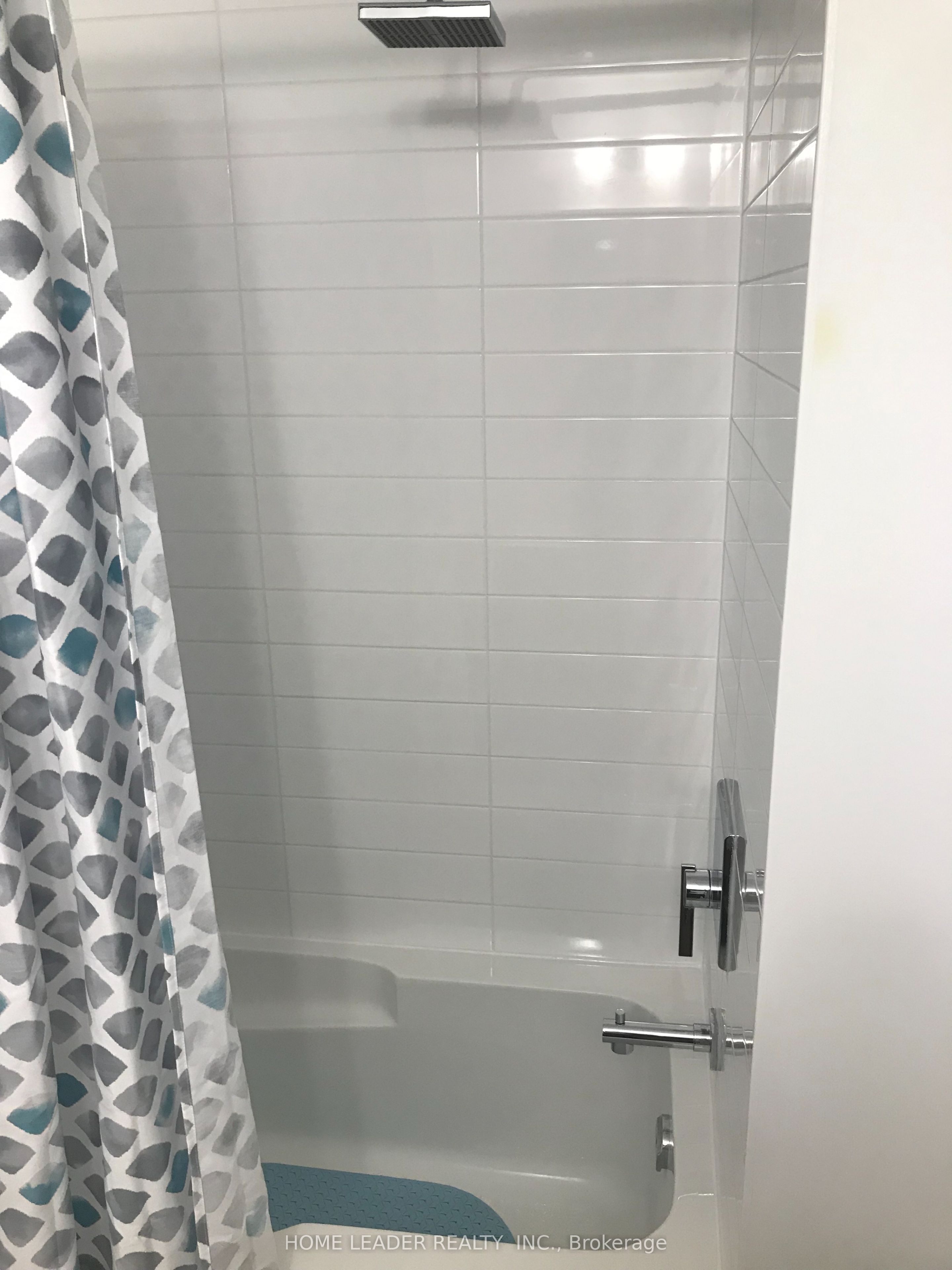 5180 Yonge Street 1803, Toronto, ON M2N 5P6 photo 3