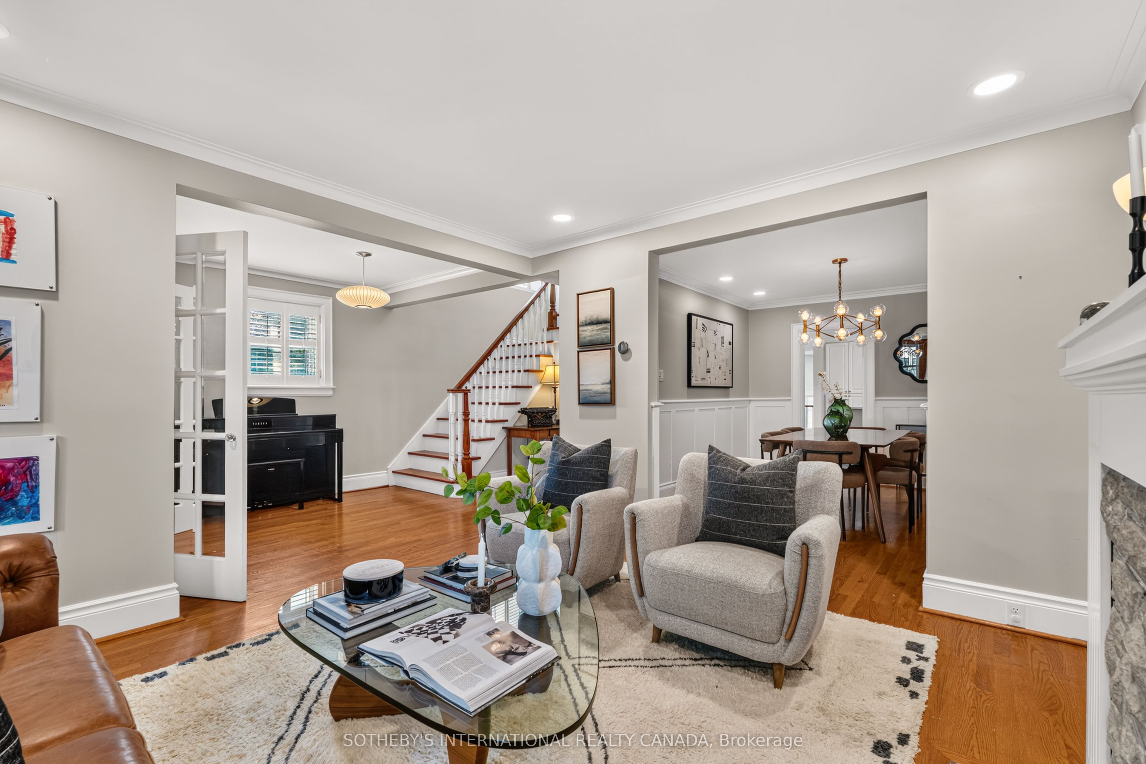 2 Randolph Road, Toronto, ON M4G 3R7 photo 4