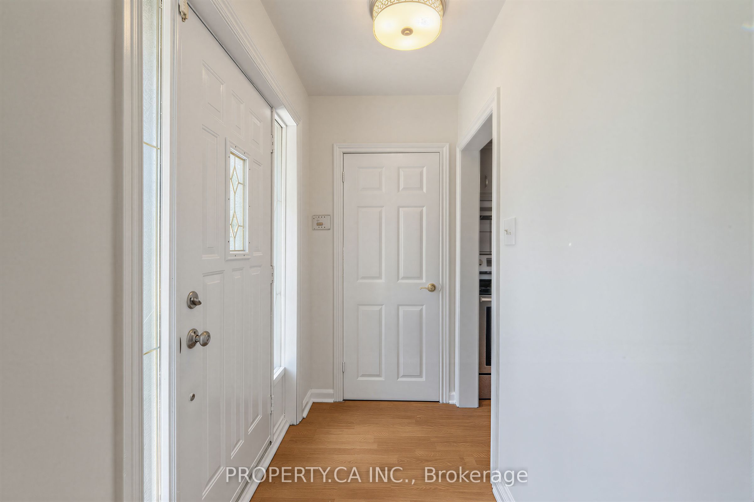48 Santa Barbara Road, Toronto, ON M2N 2C2 photo 3