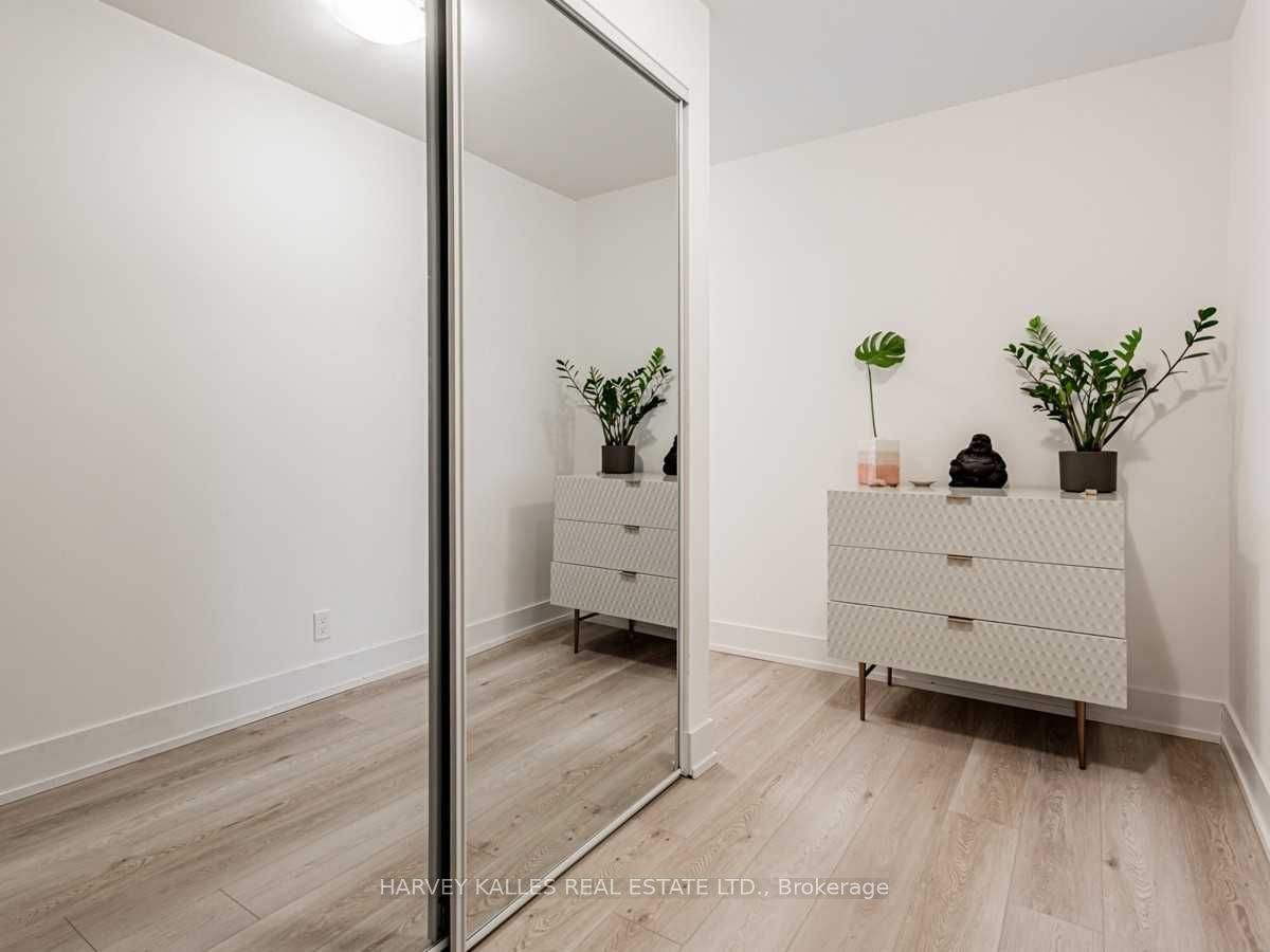 11 Lillian Street 1602, Toronto, ON M4S 2H7 photo 4