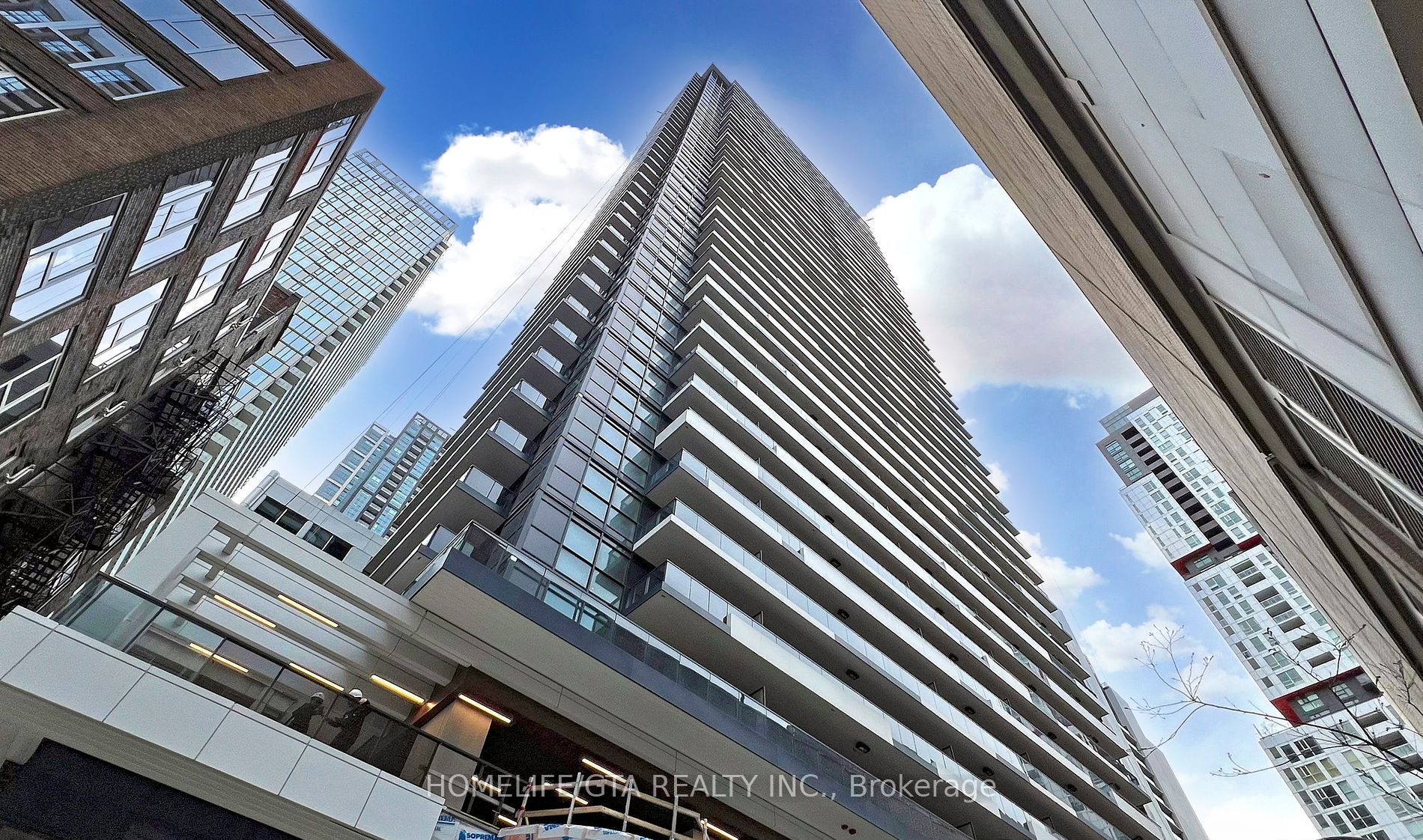 38 Widmer Street 2710, Toronto, ON M5V 0P7