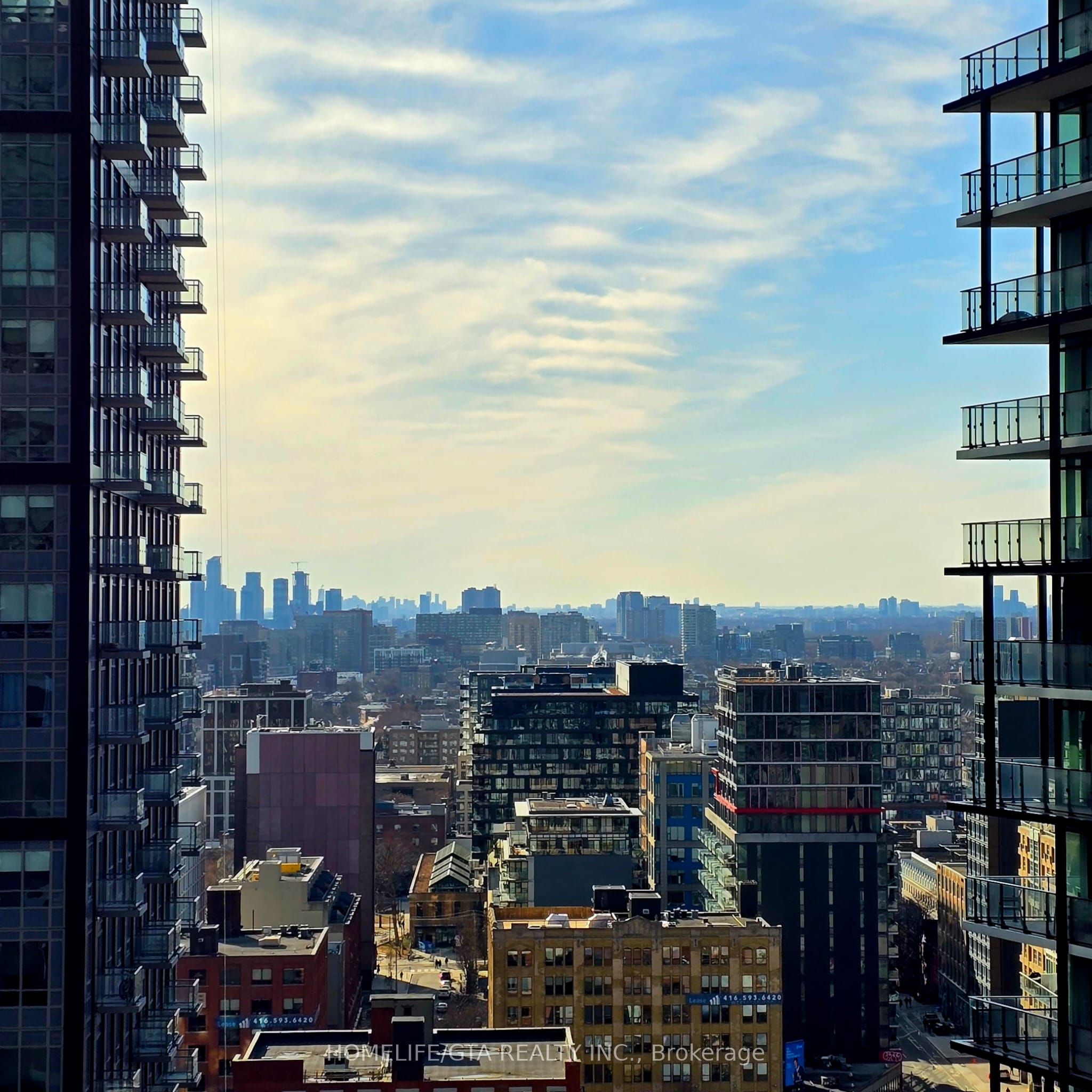 38 Widmer Street 2710, Toronto, ON M5V 0P7 photo 4