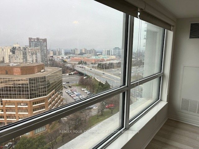 275 Yorkland Road 1602, Toronto, ON M2J 0B4 photo 2