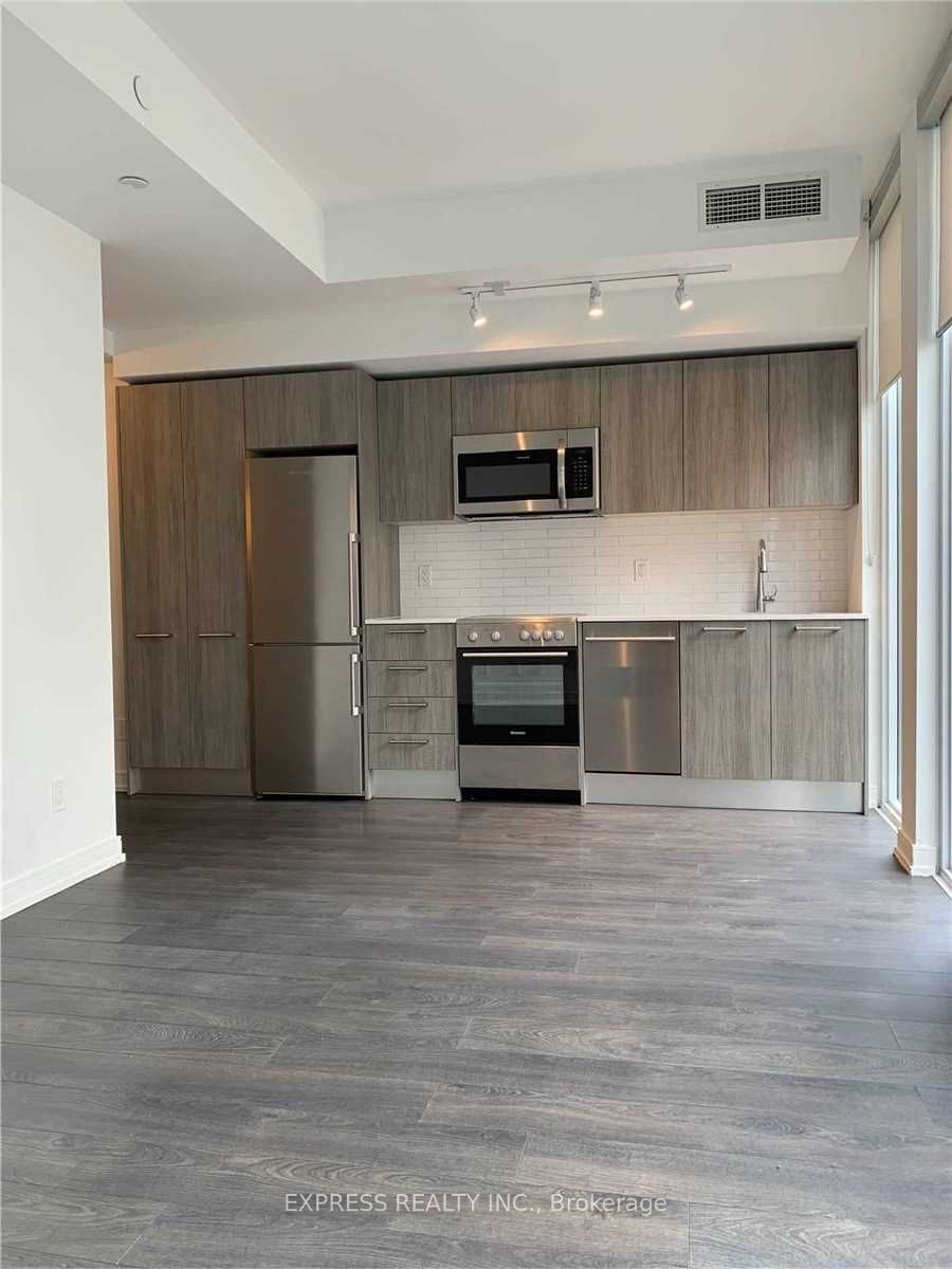 28 Wellesley Street 2401, Toronto, ON M4Y 0C4 photo 2