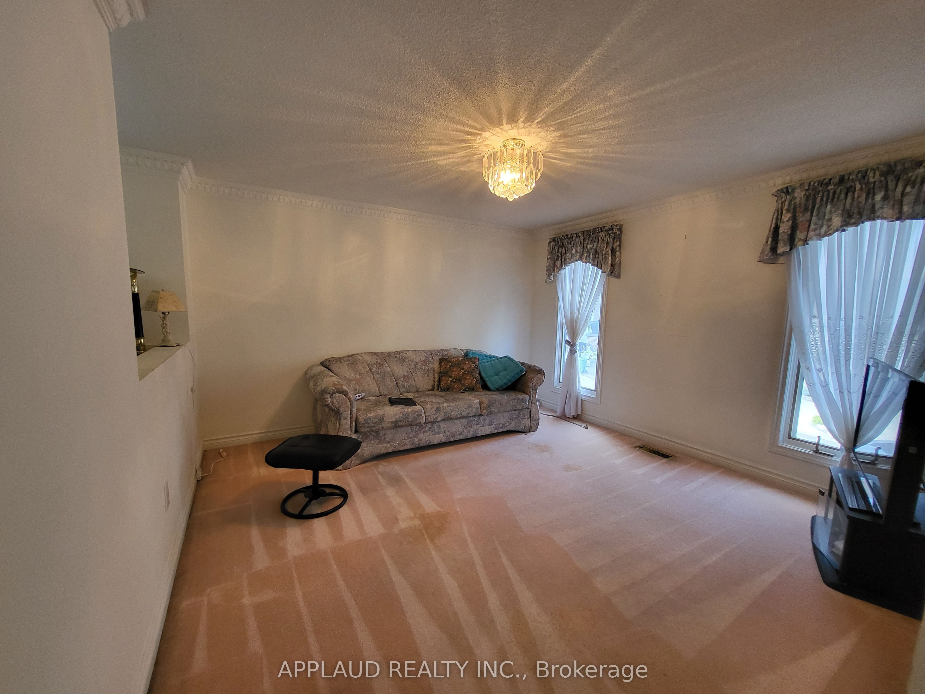 19 PROTEA GARDENS, Toronto, ON M2K 2W5 photo 5