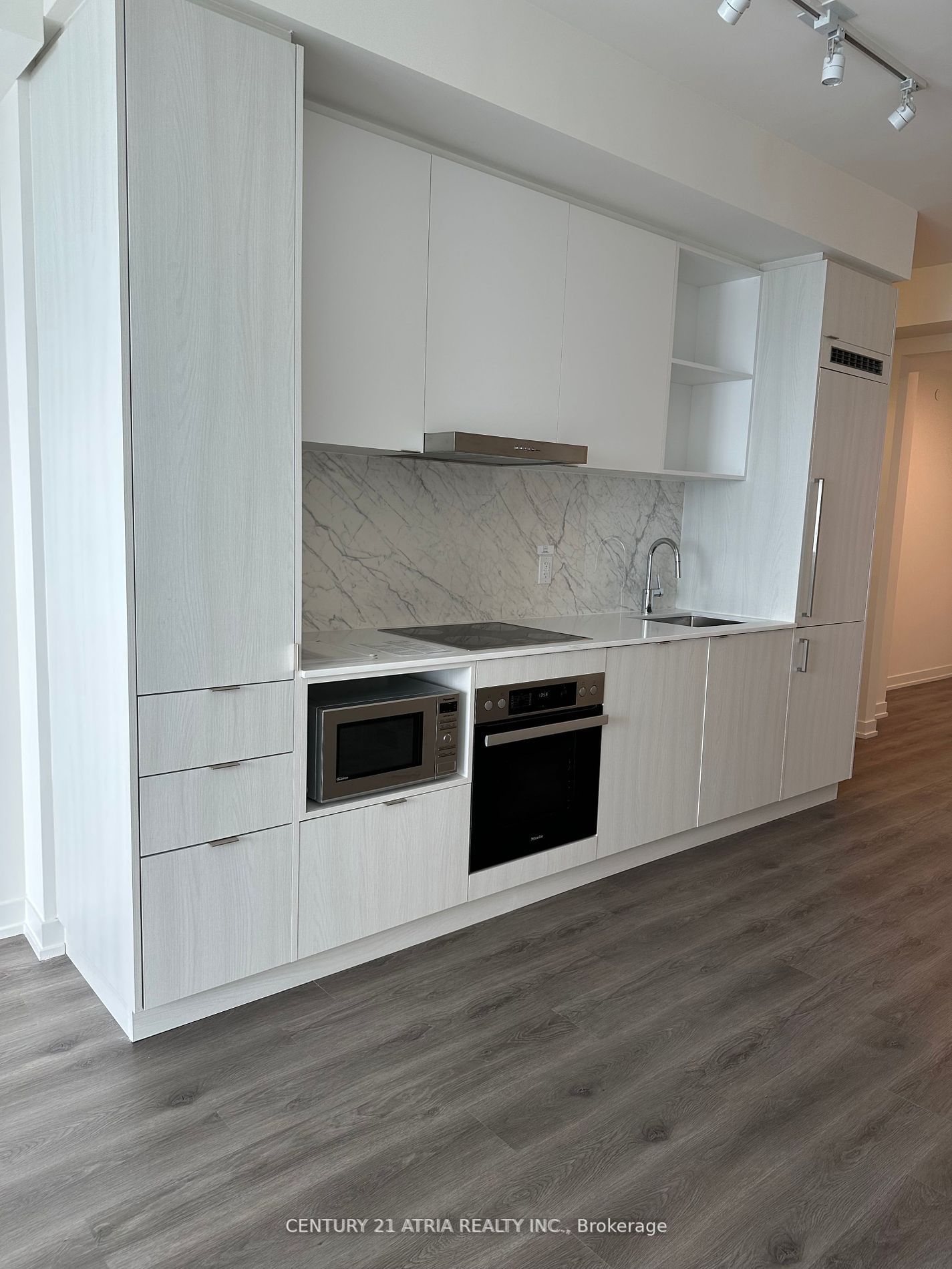 138 Downes Street 5508, Toronto, ON M5E 0E4 photo 4