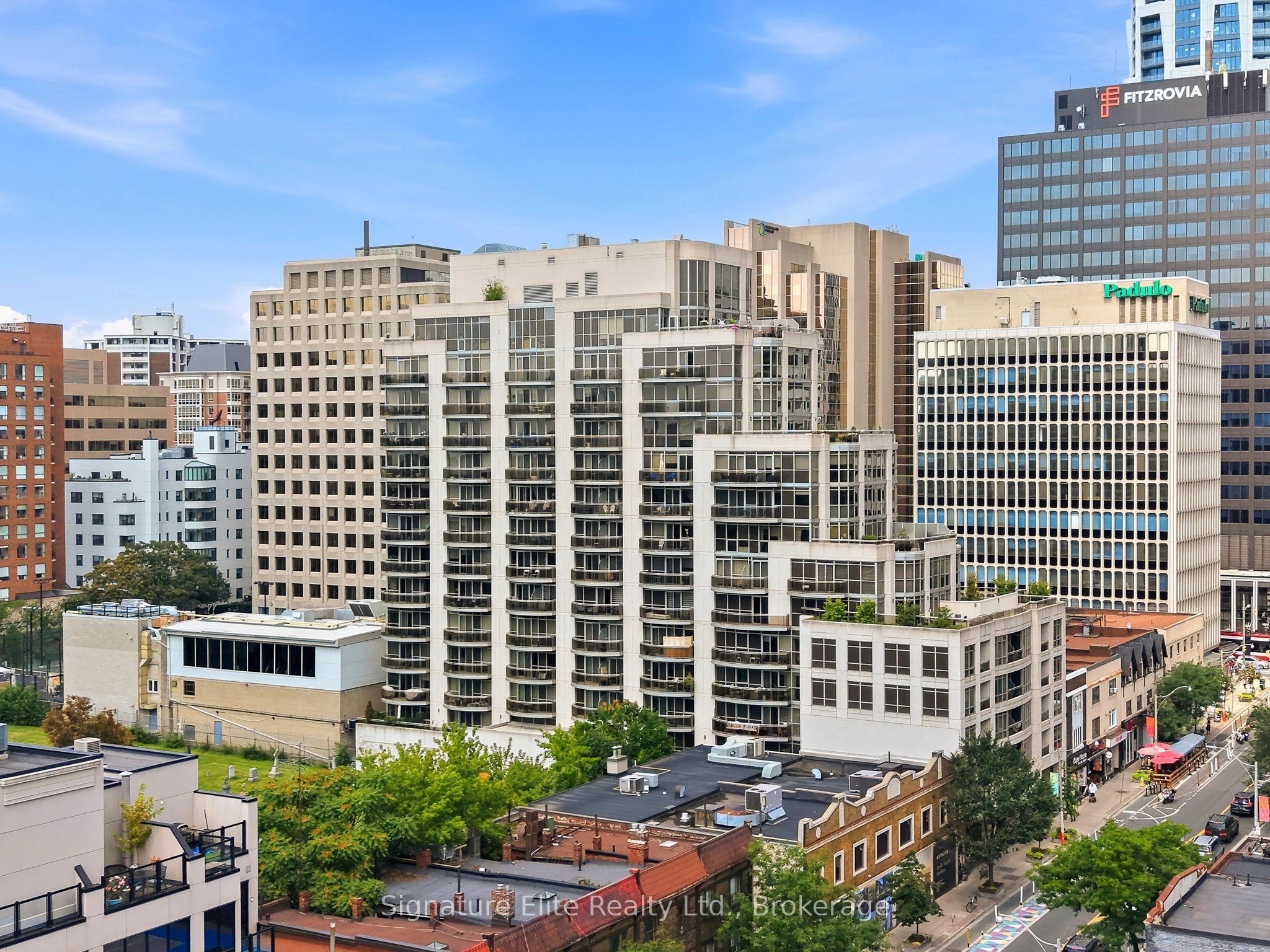 1430 Yonge Street 902, Toronto, ON M4T 1Y6 photo 4