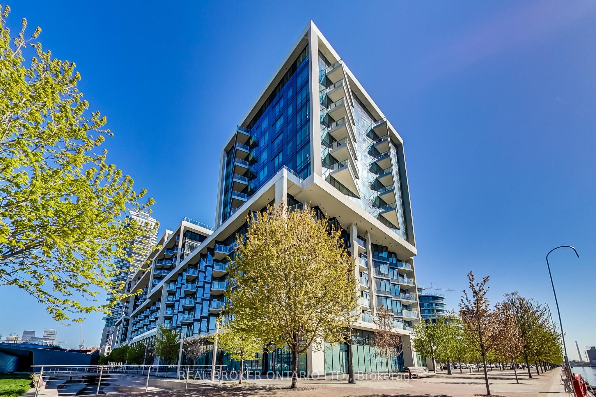 55 Merchants' Wharf 325, Toronto, ON M5P 0A2