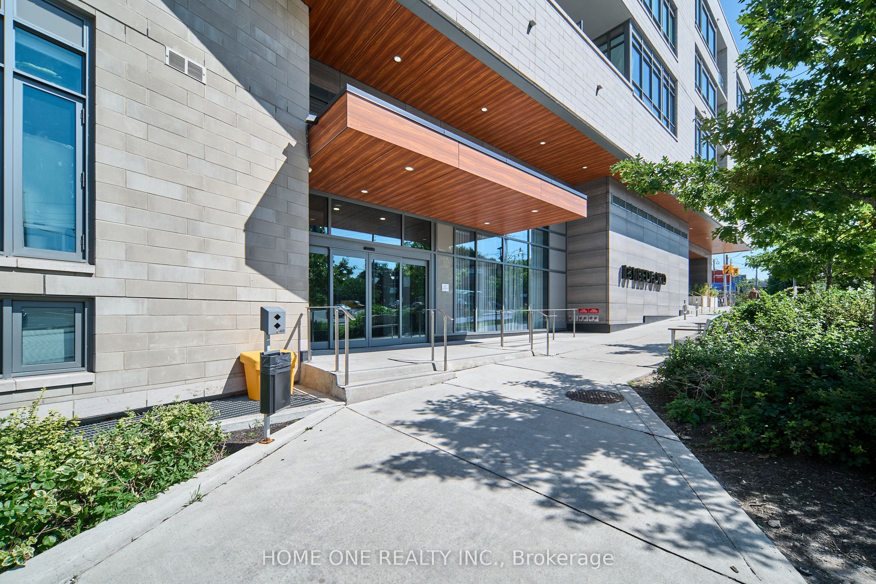 181 Bedford Road 404, Toronto, ON M5R 0C2 photo 2