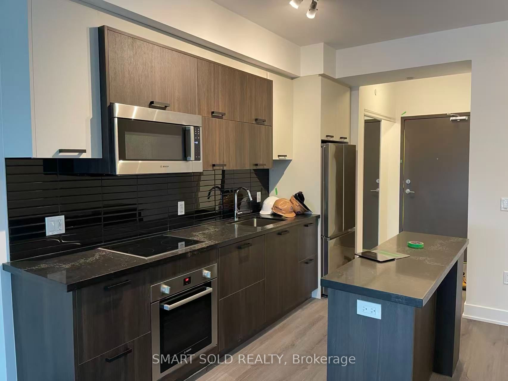 2 Teagarden Court 708, Toronto, ON M2N 0L6 photo 3