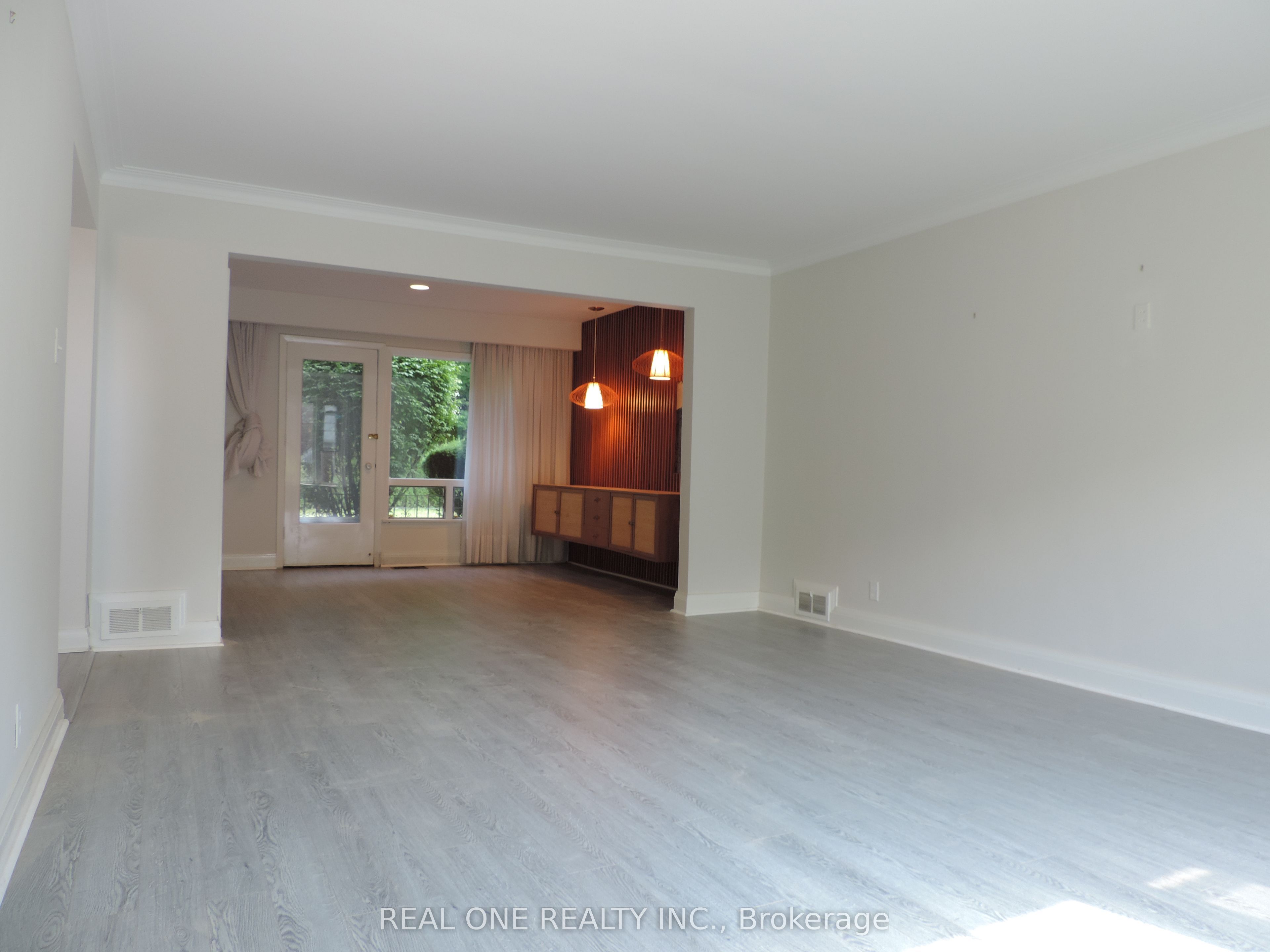 616 Briar Hill Avenue, Toronto, ON M5N 1N2 photo 3