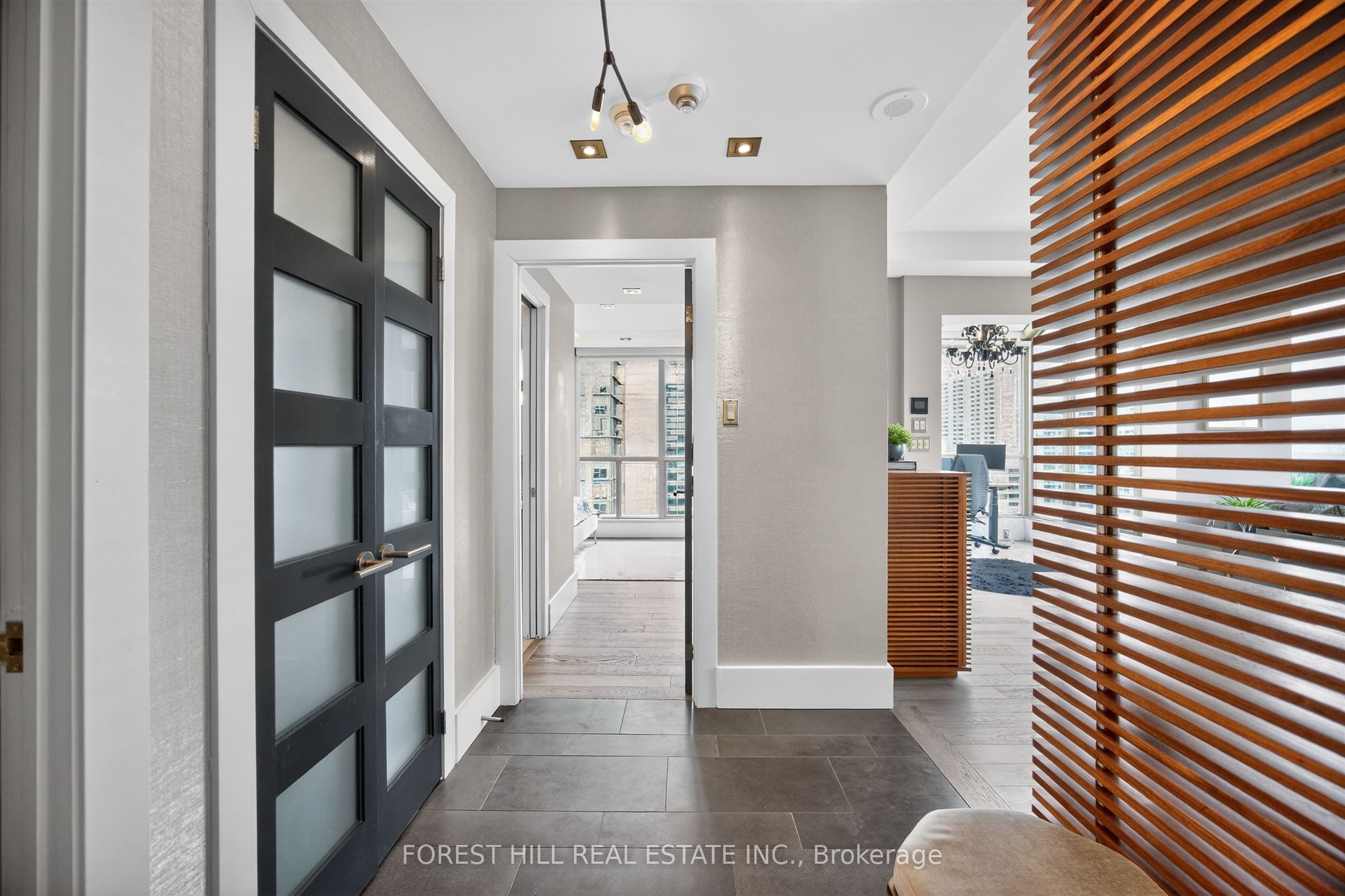 298 Jarvis Street PH 3, Toronto, ON M5B 2M4 photo 4