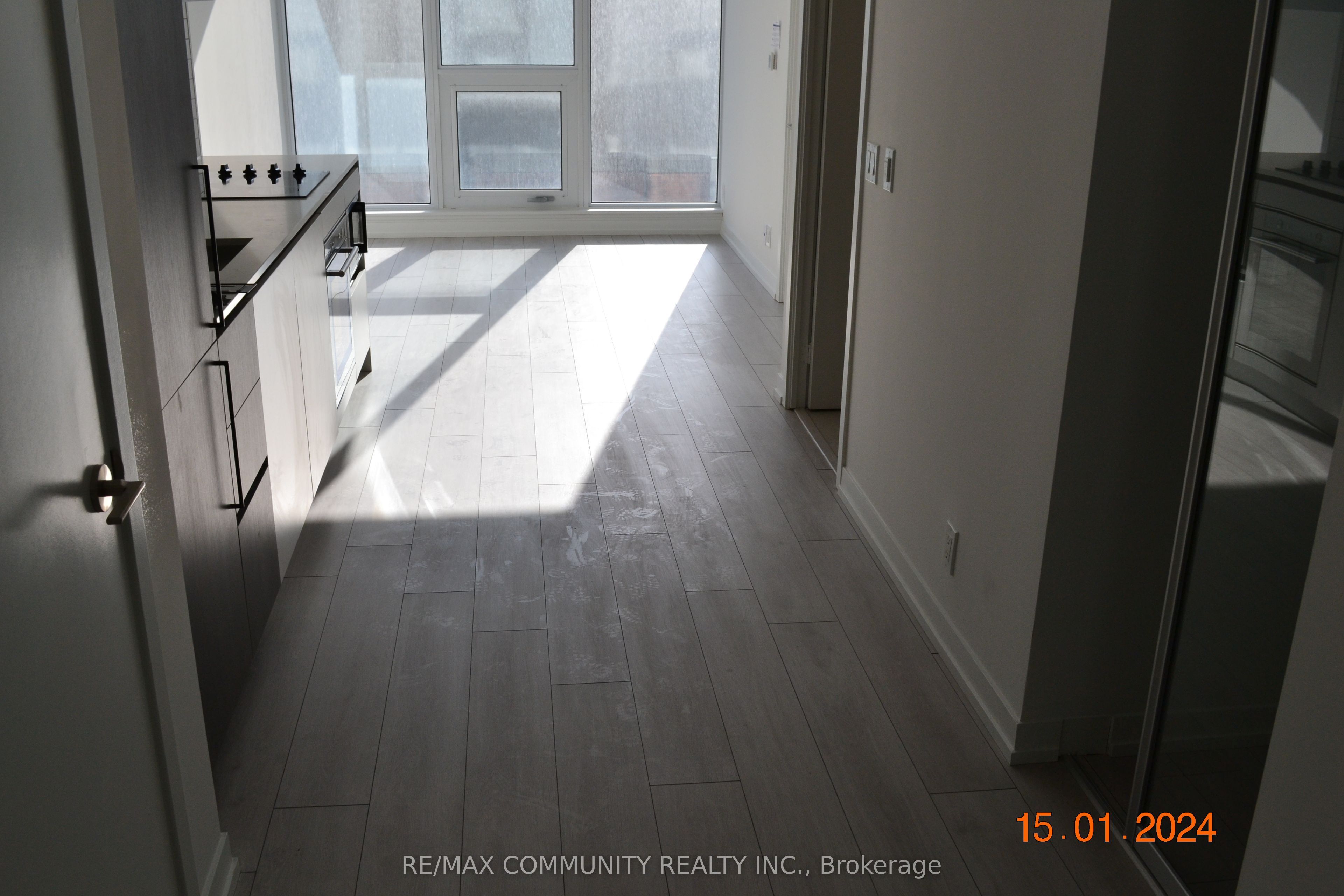 55 Mercer Street 1215, Toronto, ON M5V 0W4 photo 3