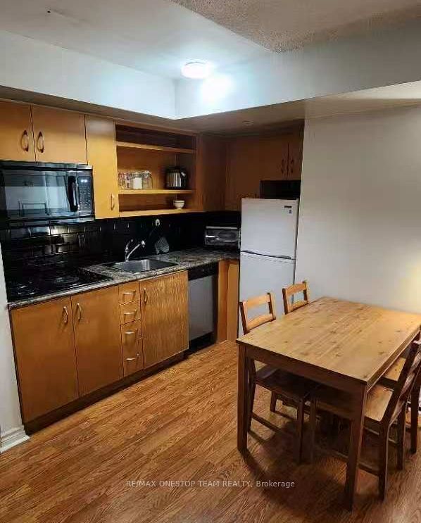 200 Victoria Street 1308, Toronto, ON M5B 1V8 photo 3