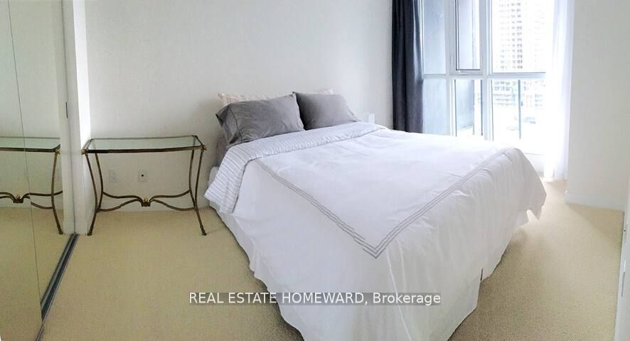 295 W Adelaide Street W 1803, Toronto, ON M5V 0L4 photo 5