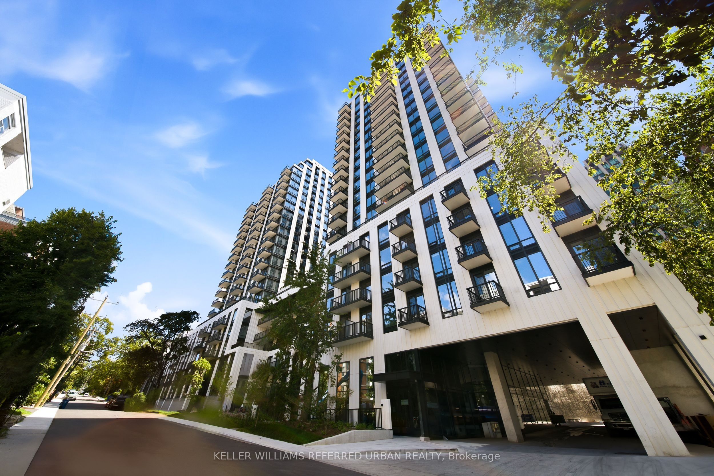 89 Montclair Avenue 1525, Toronto, ON M5P 0B1 photo 3