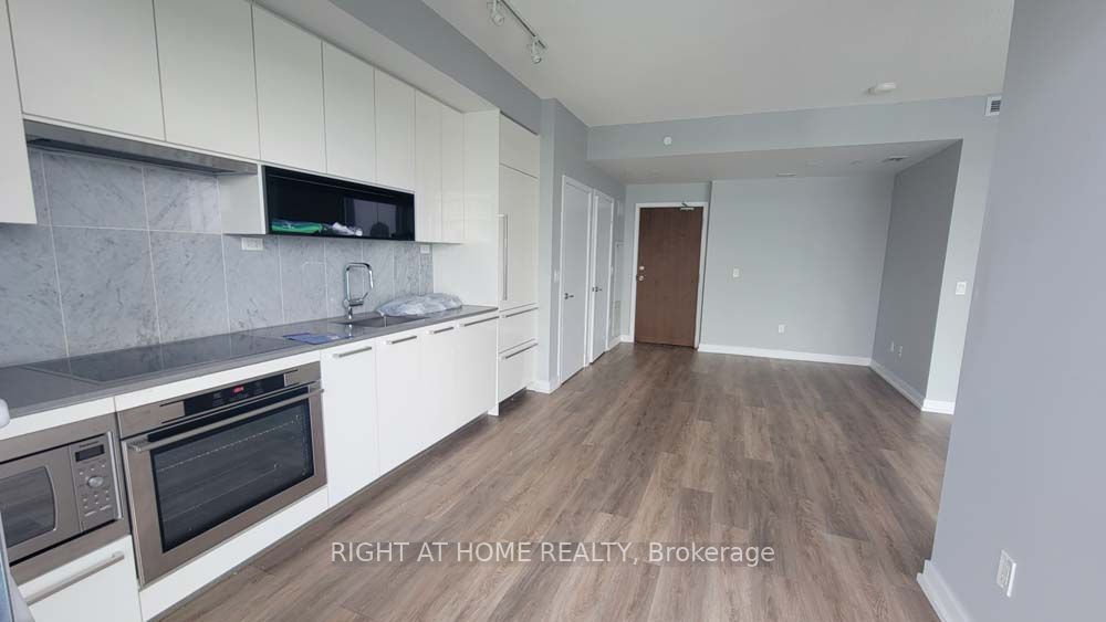 117 McMahon Drive 3607, Toronto, ON M2K 0E4 photo 5