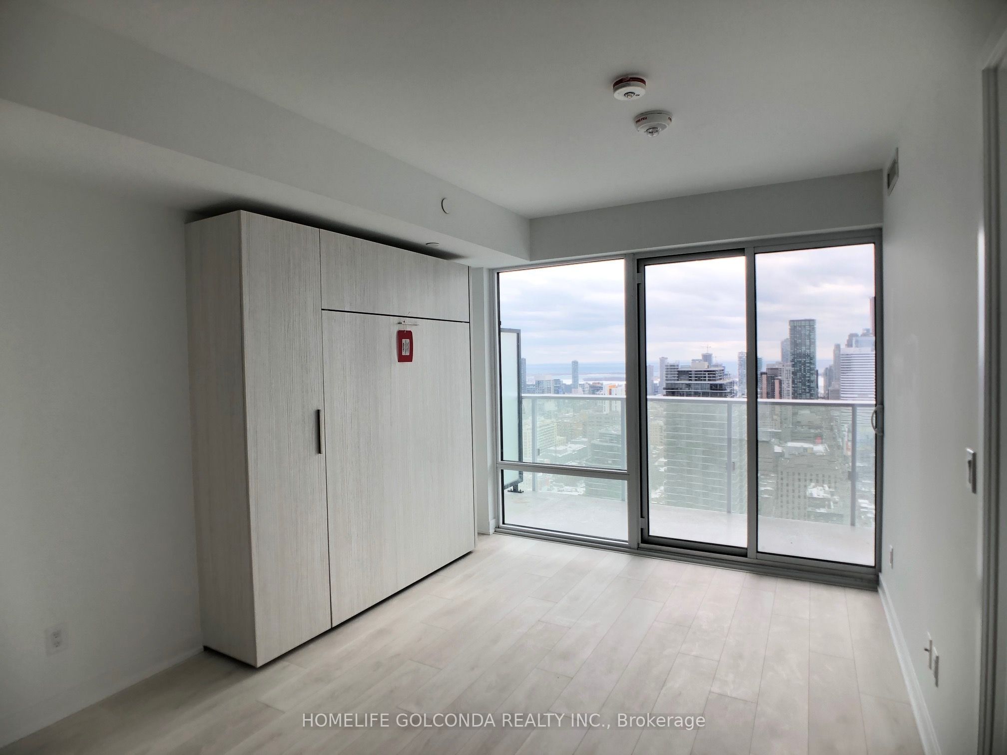 501 Yonge Street 4111, Toronto, ON M4Y 0G8 photo 2