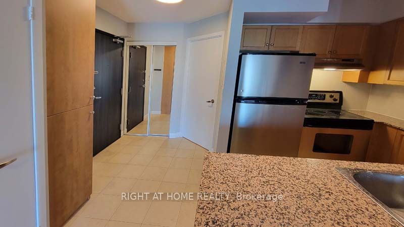 210 VICTORIA Street 2903, Toronto, ON M5B 2R3 photo 2