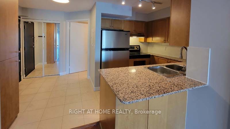 210 VICTORIA Street 2903, Toronto, ON M5B 2R3 photo 3