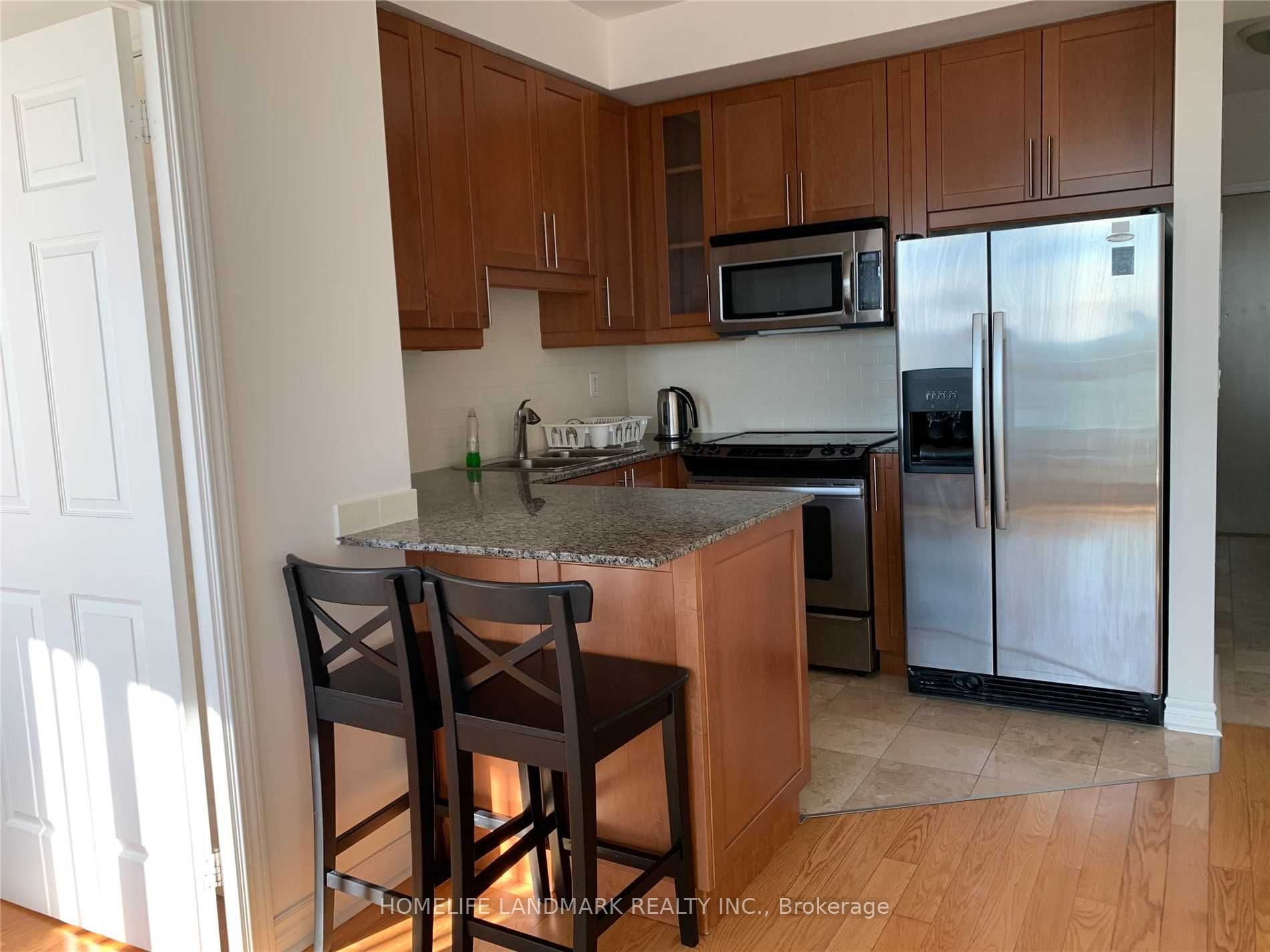 18 Holmes Avenue 702, Toronto, ON M2N 0E1 photo 3