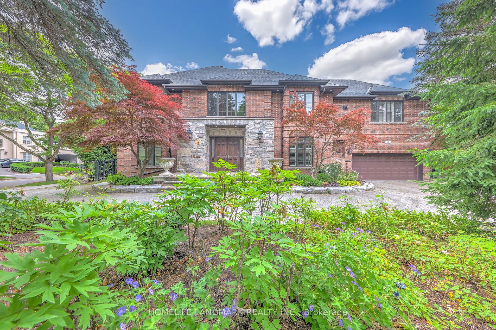 38 Misty Crescent, Toronto, ON M3B 1T3