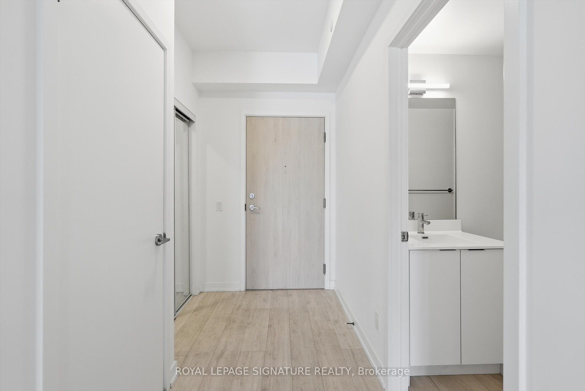 181 Sheppard Avenue E 503, Toronto, ON M2N 0L9 photo 3