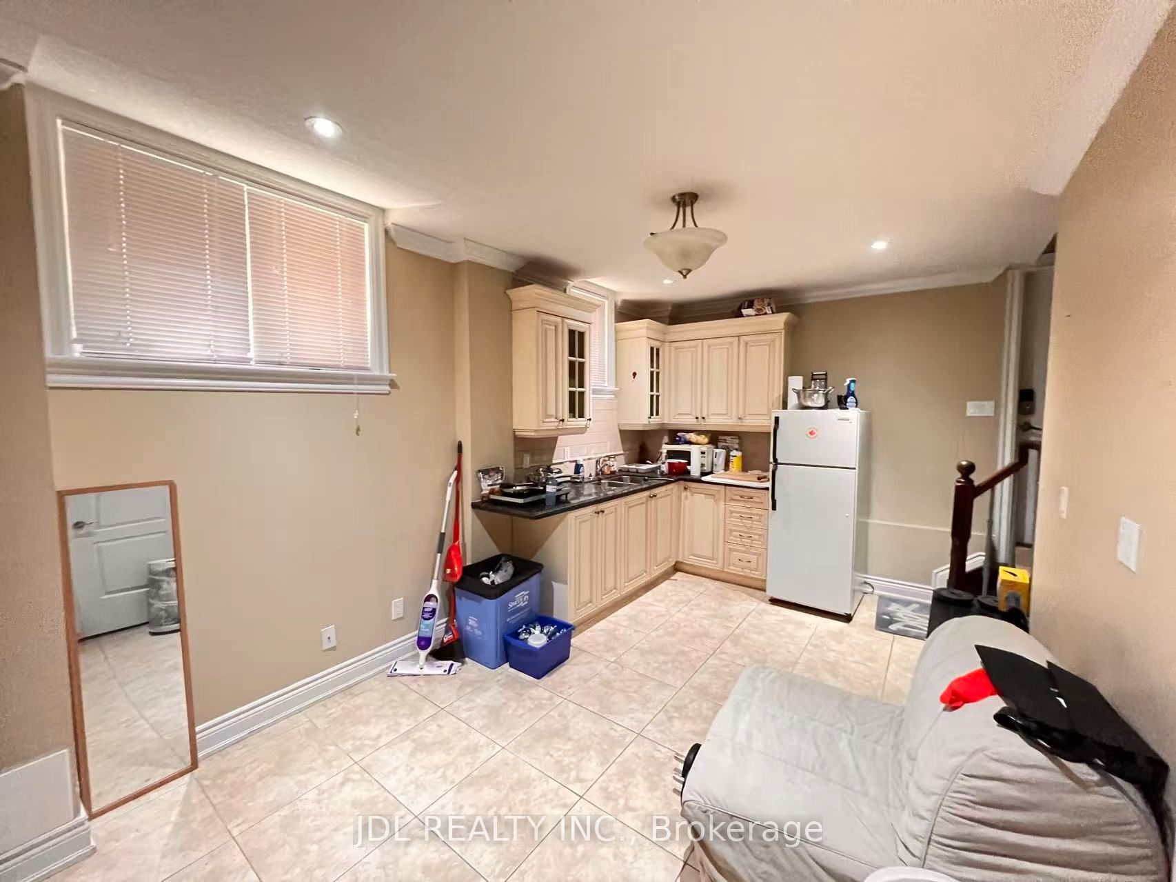 198A Finch Avenue E Basement, Toronto, ON M2N 4R9 photo 2