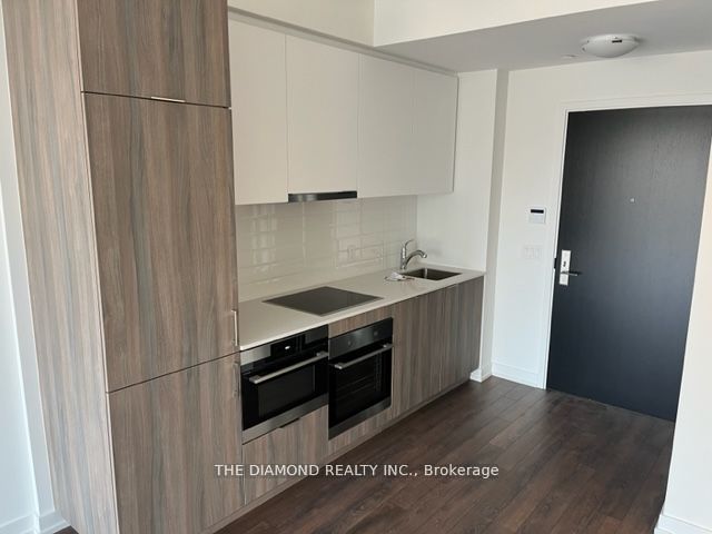 158 FRONT Street E 1206, Toronto, ON M5A 0K9 photo 5