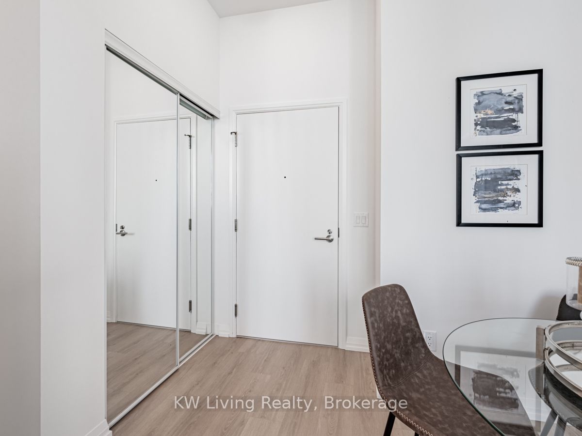 8 Widmer Street GPH3, Toronto, ON M5V 0W6 photo 2