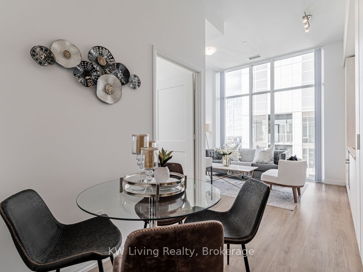8 Widmer Street GPH3, Toronto, ON M5V 0W6 photo 5