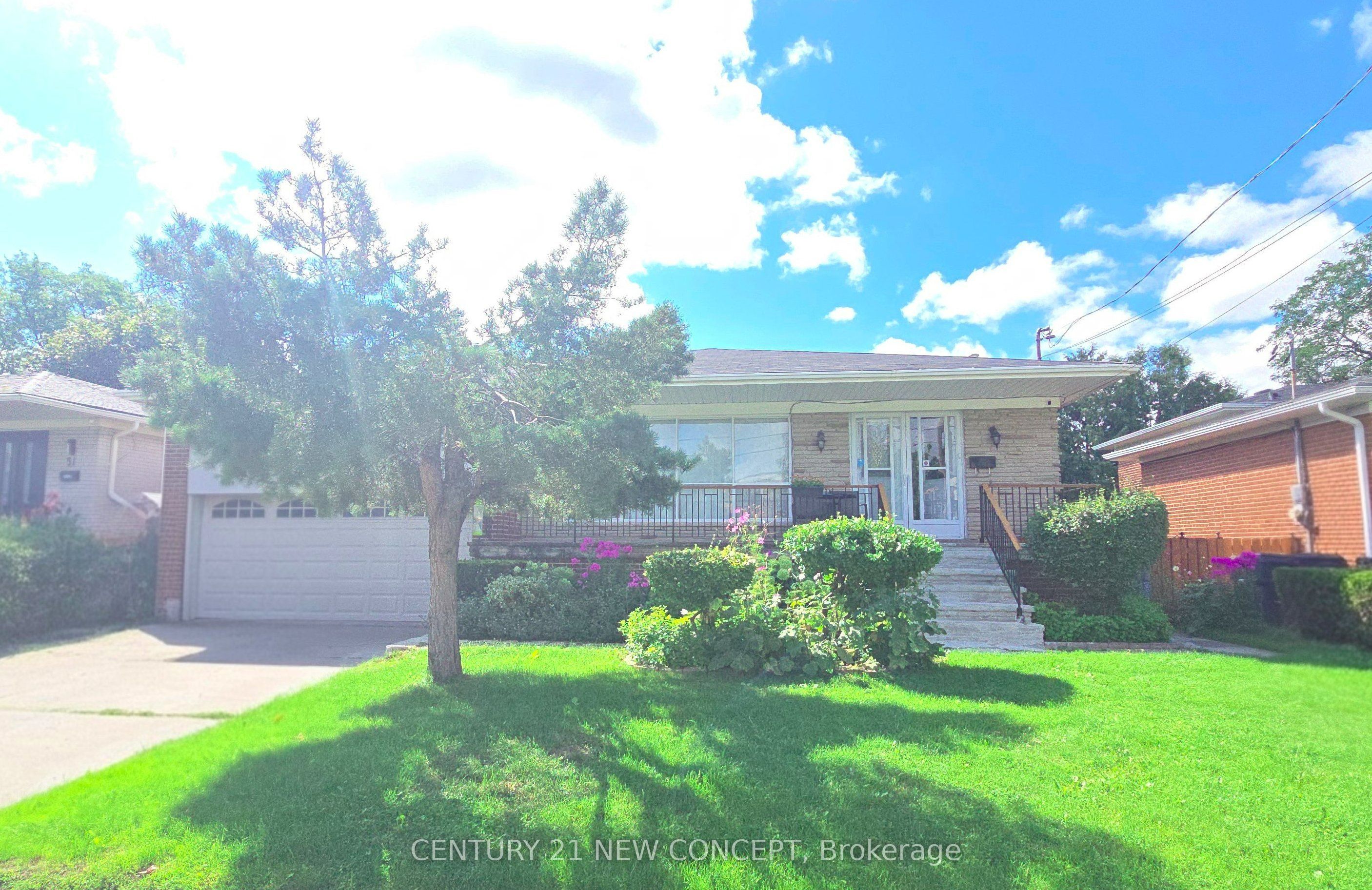 53 Rockford Road, Toronto, ON M2R 3A6