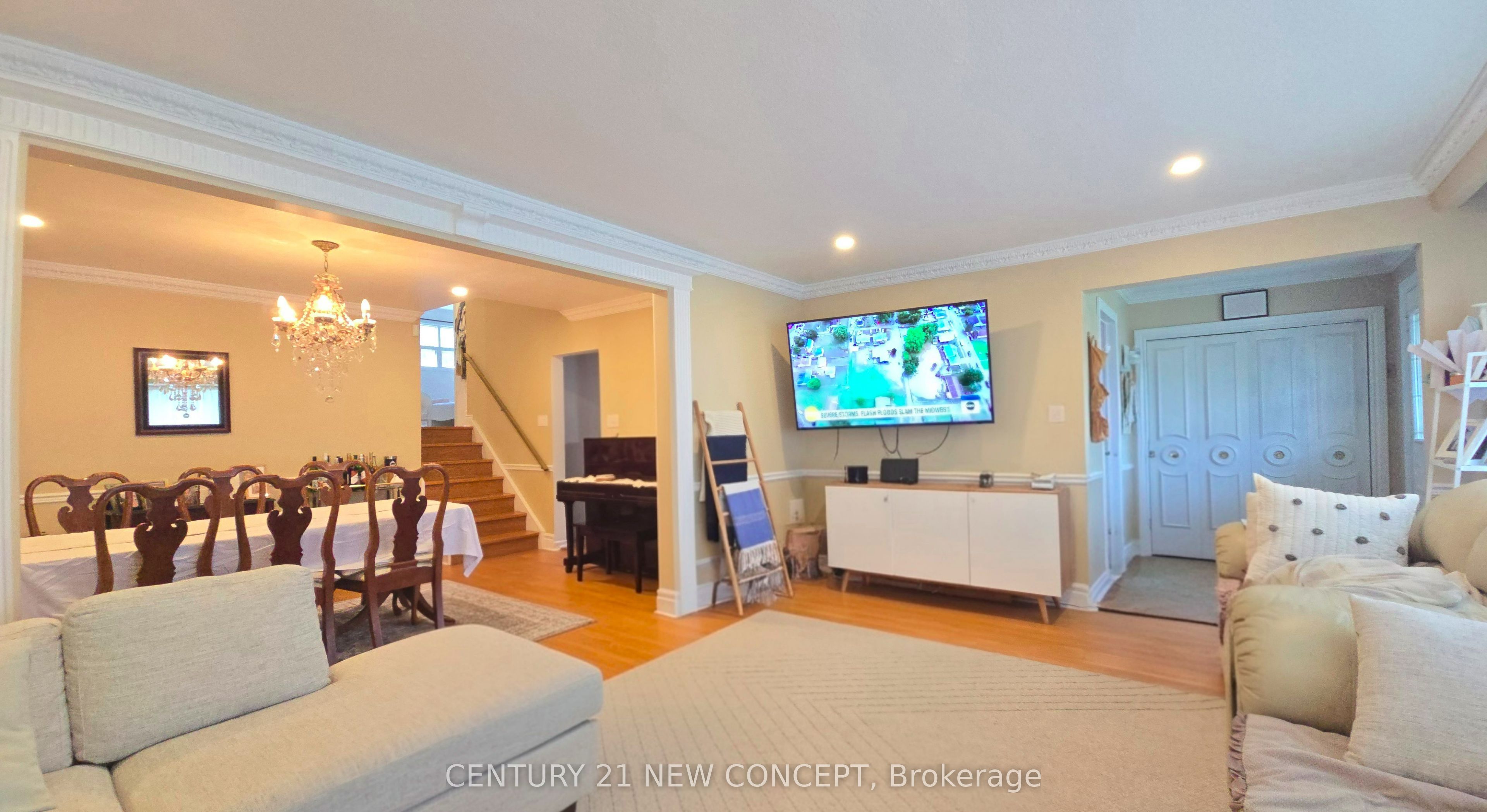 53 Rockford Road, Toronto, ON M2R 3A6 photo 4