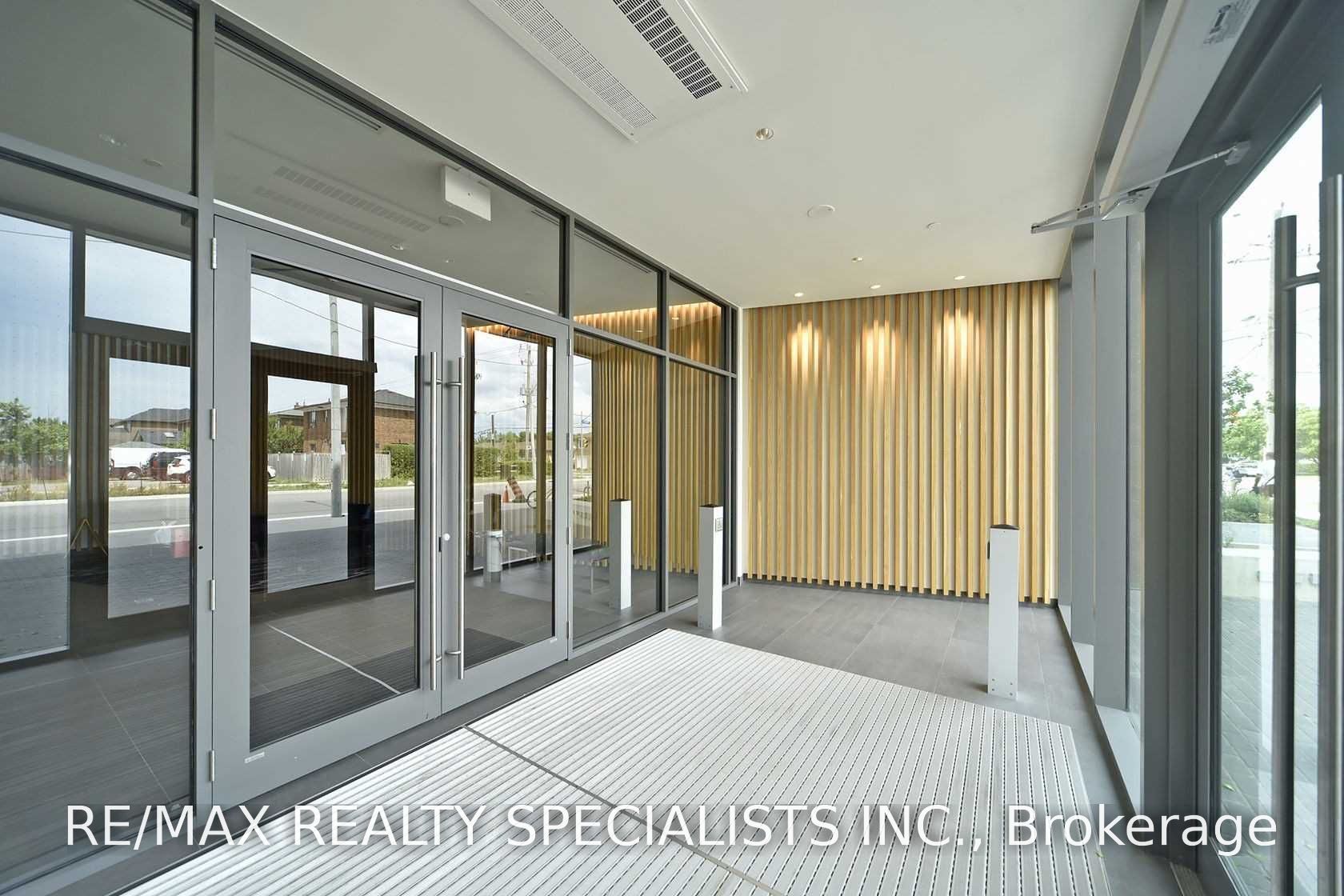 120 Varna Drive 801, Toronto, ON M6A 1N3 photo 4