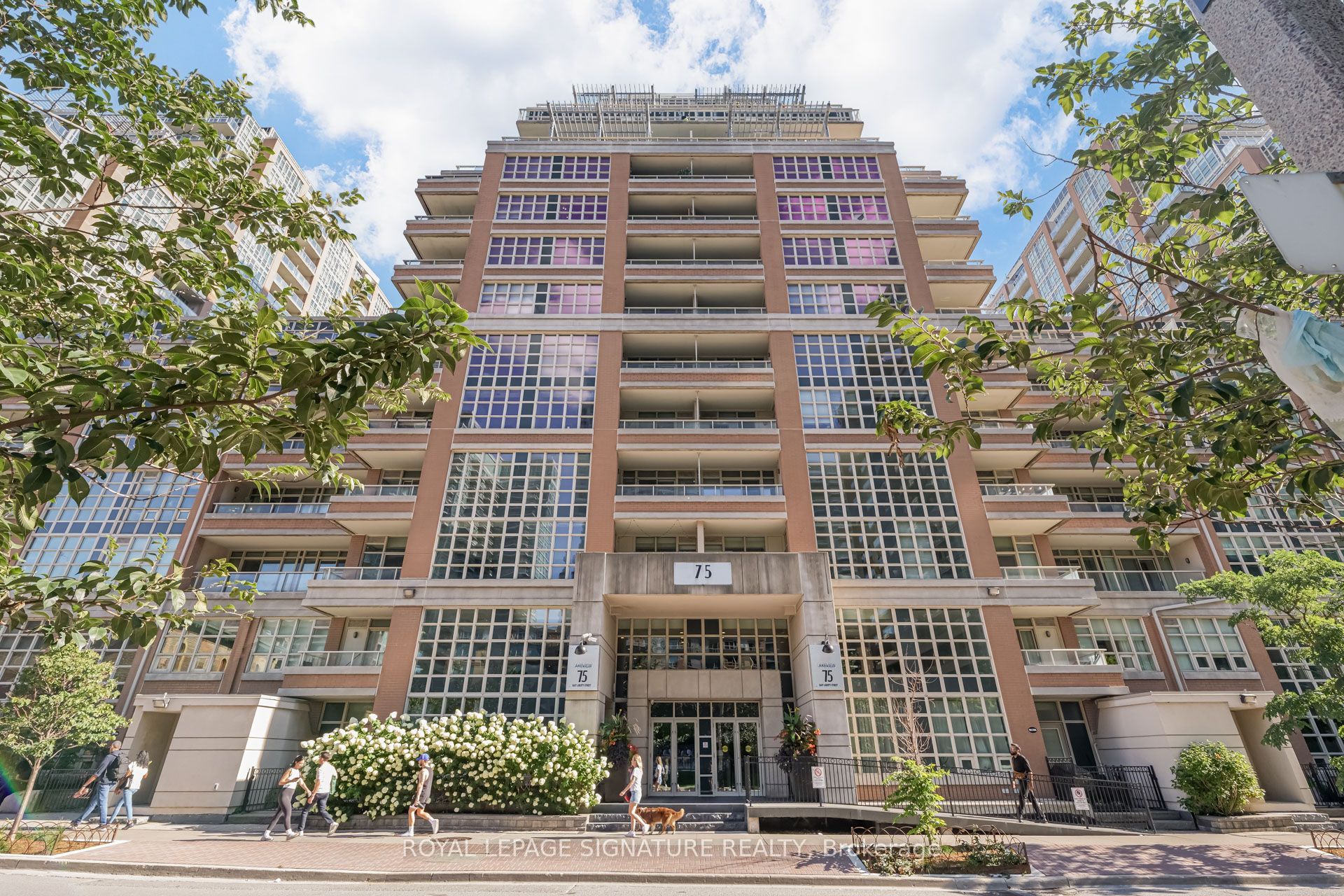 75 East Liberty Street 305, Toronto, ON M6K 3R3 photo 2
