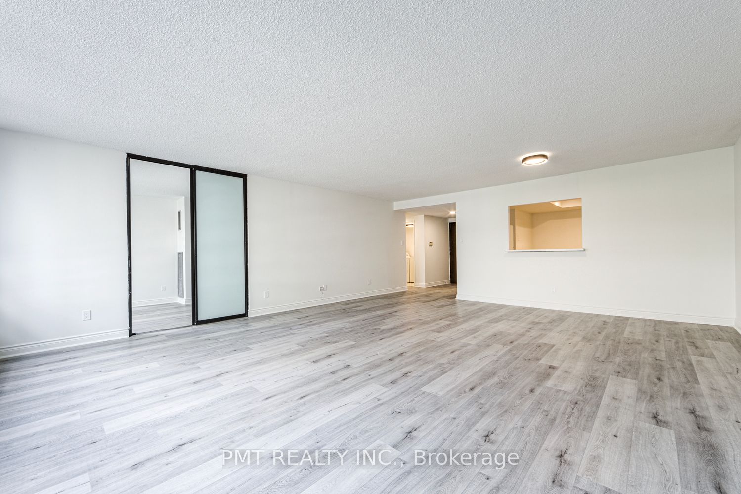 77 Carlton Street 202, Toronto, ON M5B 2J7 photo 5