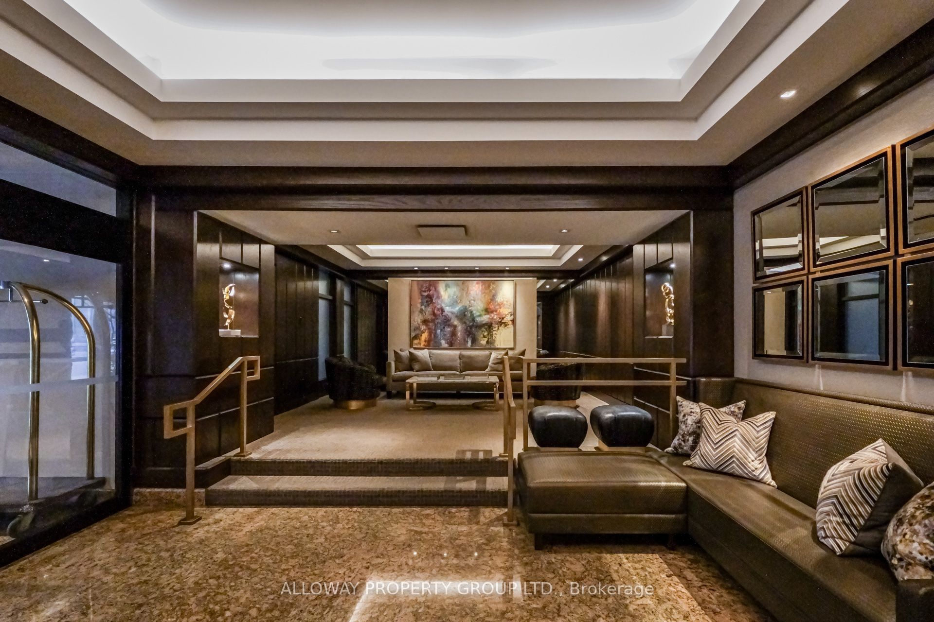 1166 Bay Street 1305, Toronto, ON M5S 2X8 photo 3