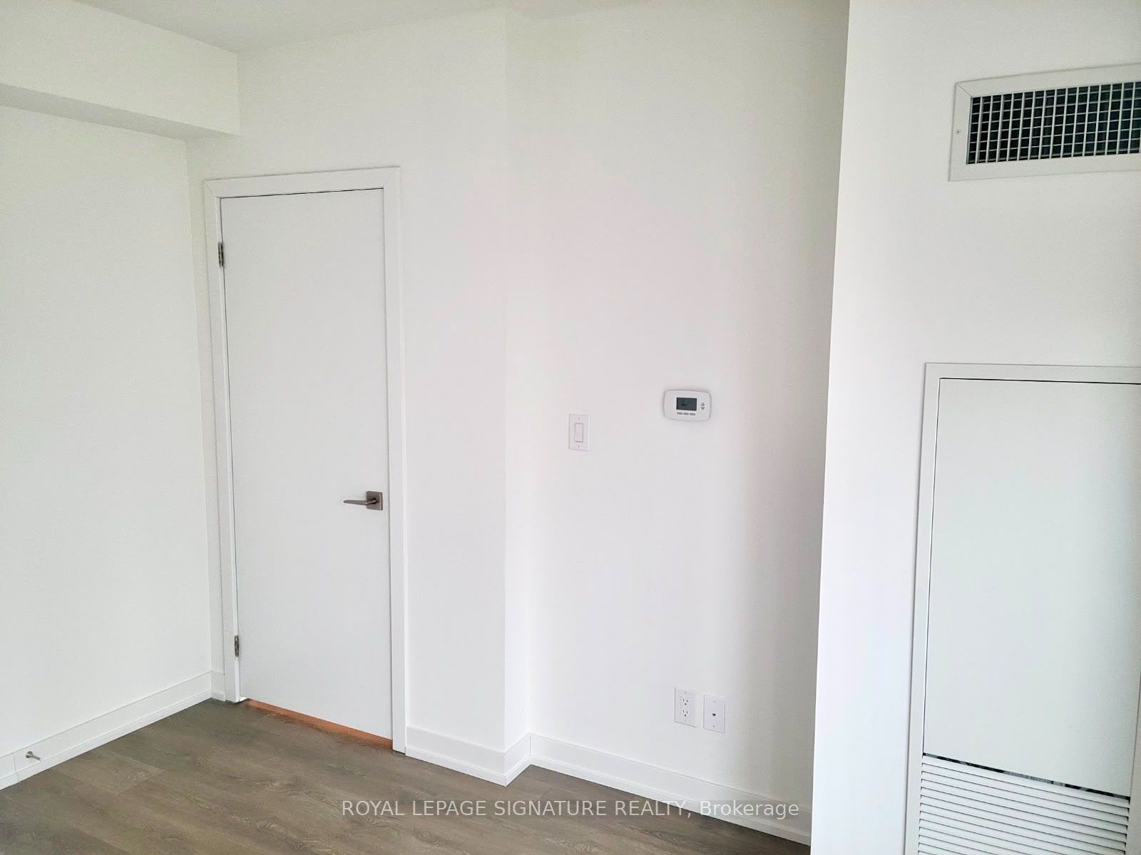 159 Wellesley Street E 1202, Toronto, ON M4Y 0H5 photo 5