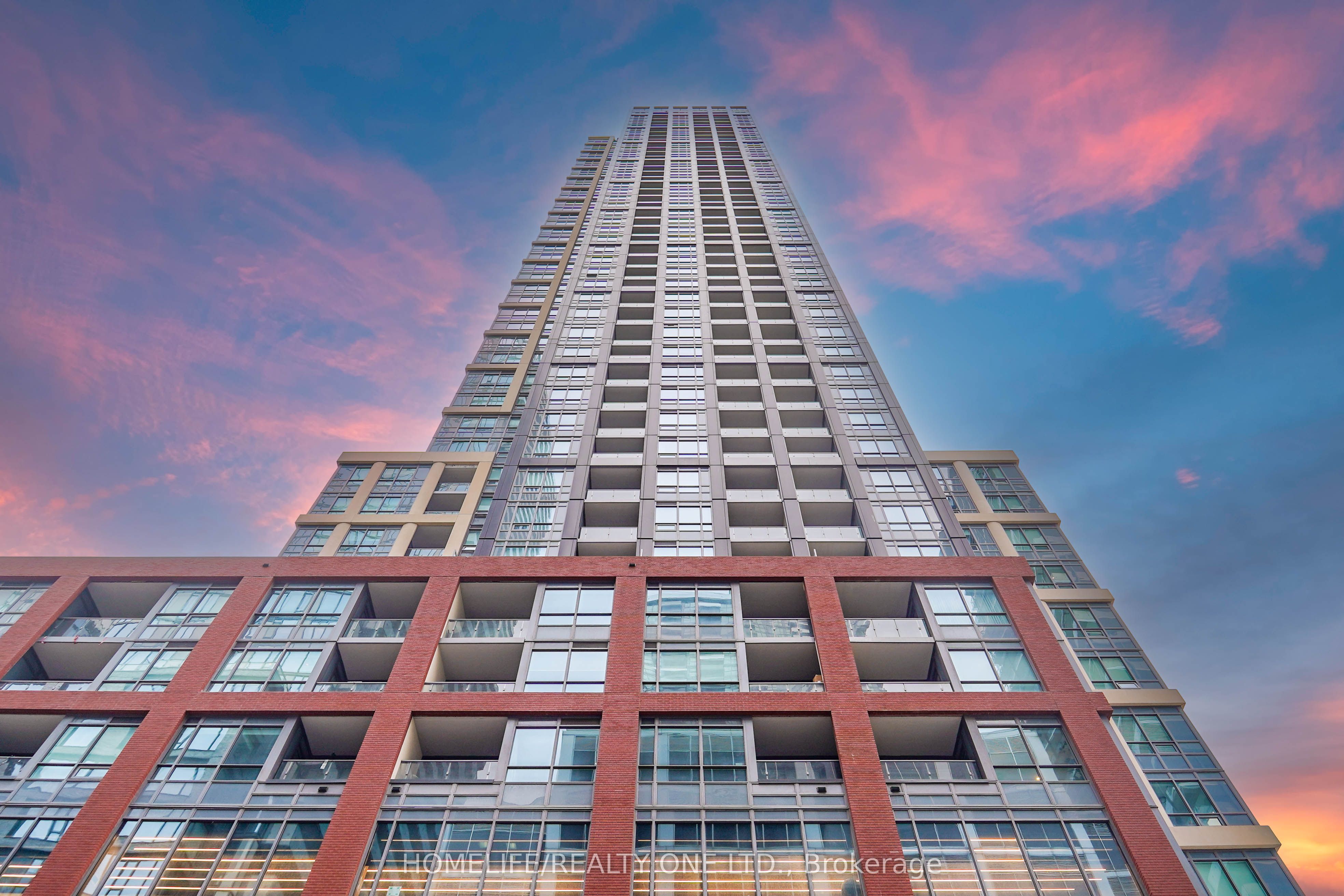 108 Peter Street 4803, Toronto, ON M5V 2G7 photo 2