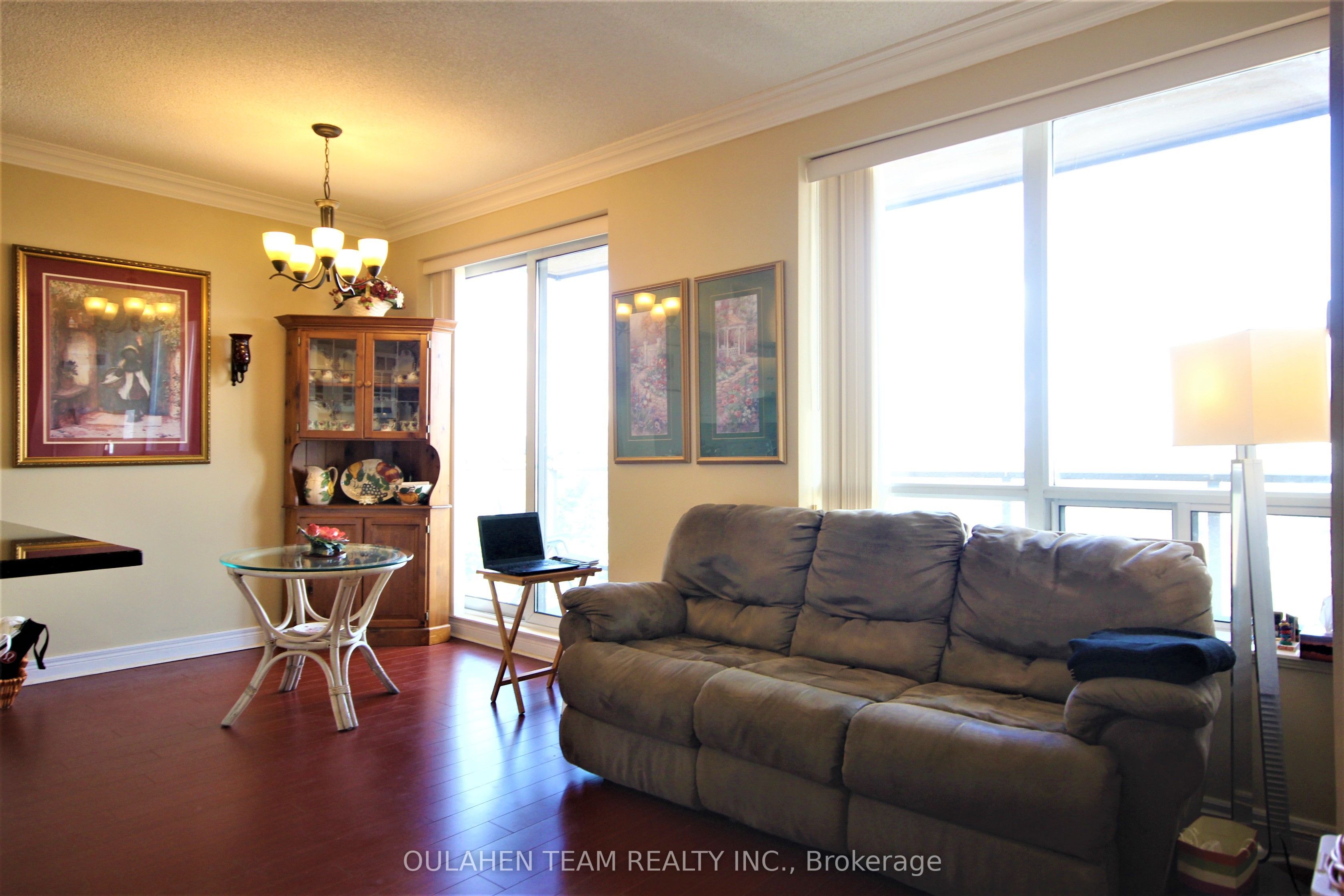1 Clairtrell Road 1007, Toronto, ON M2N 7H6 photo 2