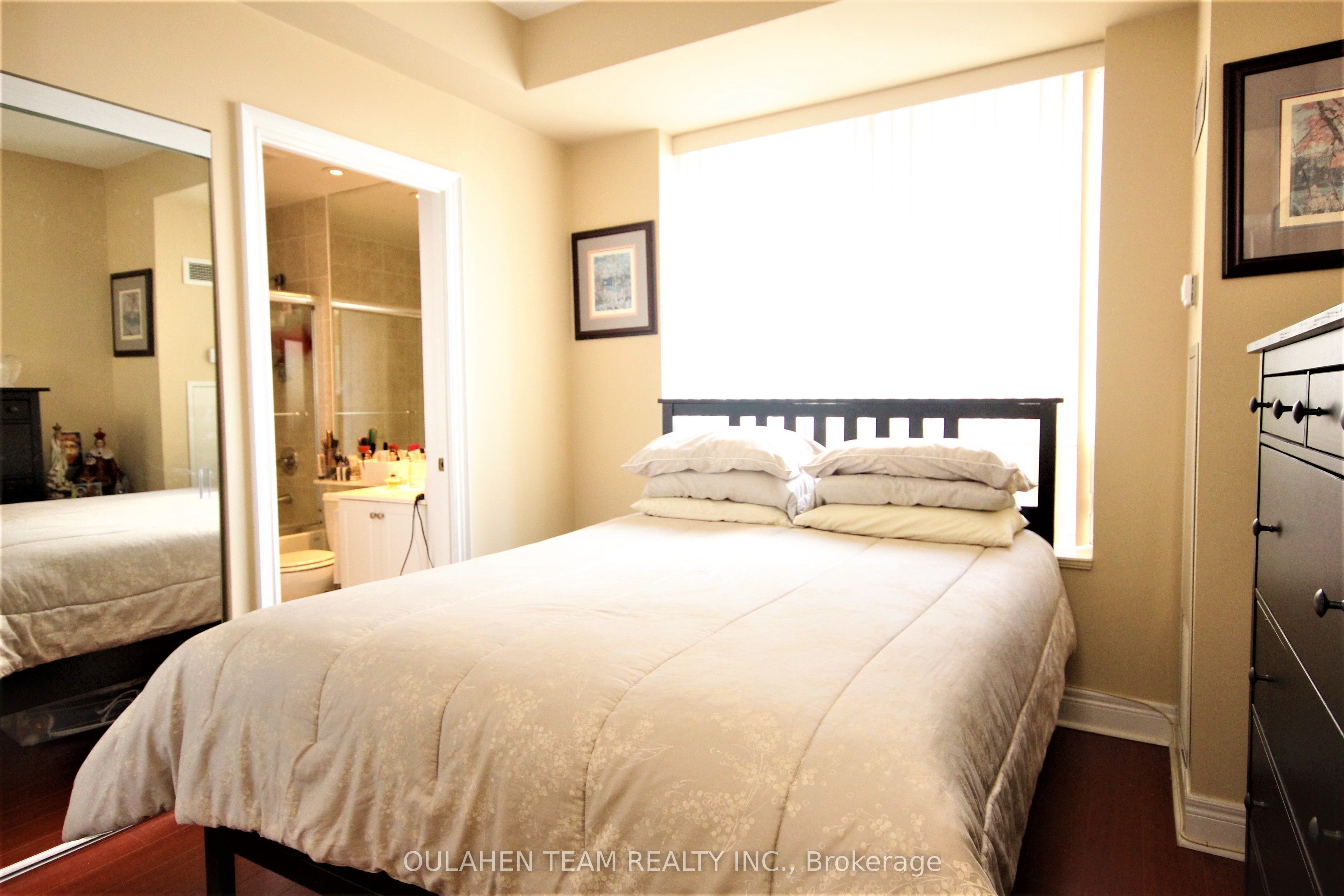 1 Clairtrell Road 1007, Toronto, ON M2N 7H6 photo 5