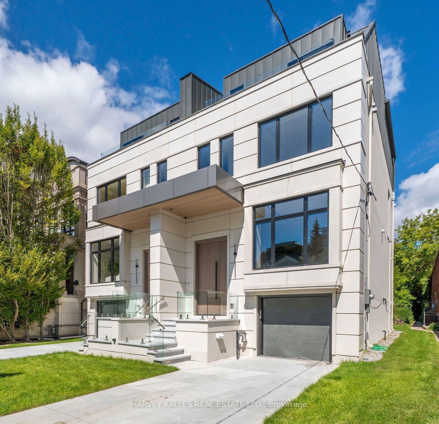106 Heath Street W, Toronto, ON M4V 1T6