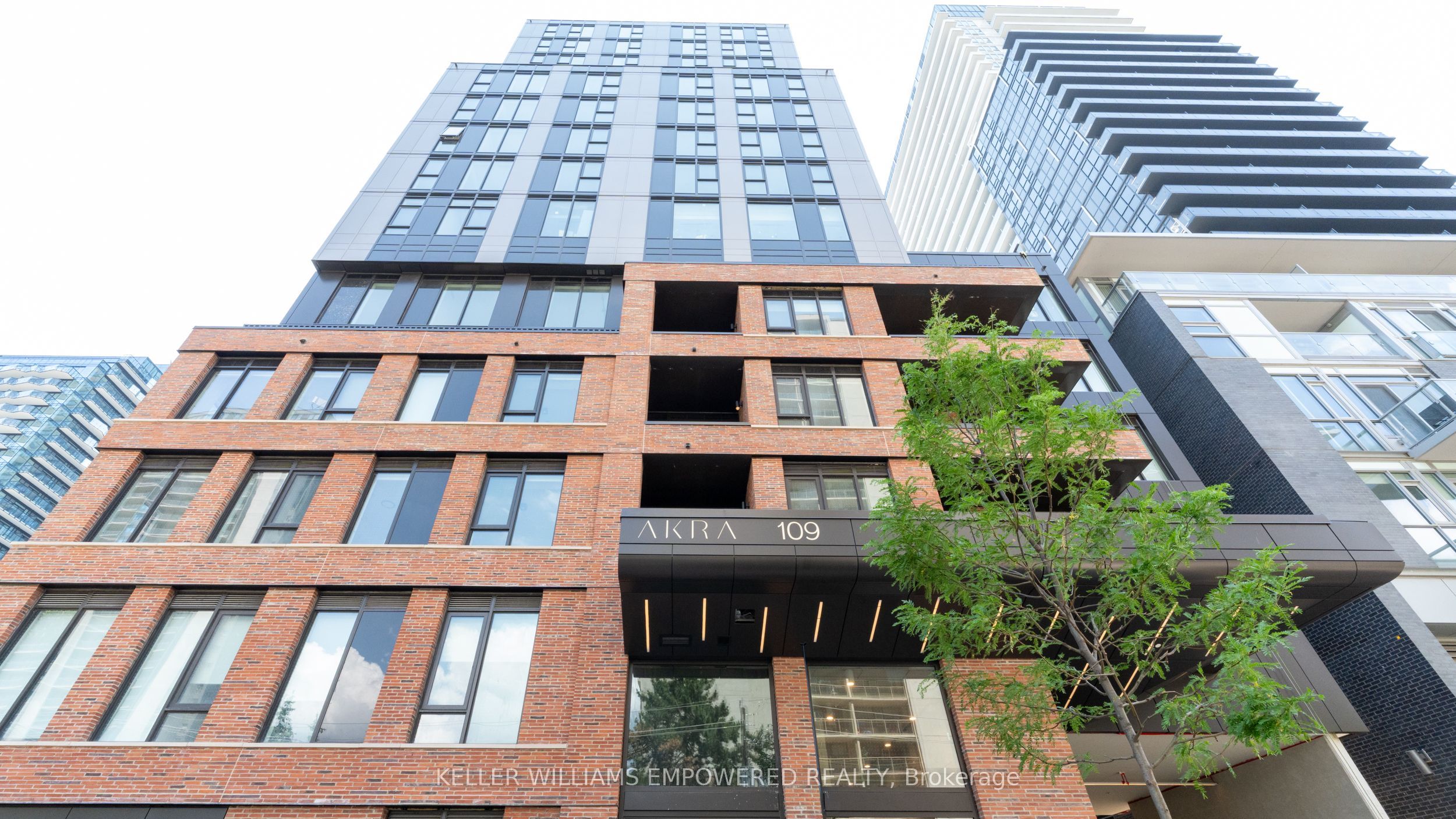 109 Erskine Avenue 1210, Toronto, ON M4P 0G8