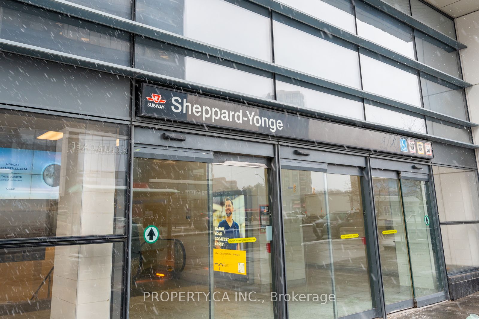 5 Sheppard Avenue E 4221, Toronto, ON M2N 7J6 photo 2