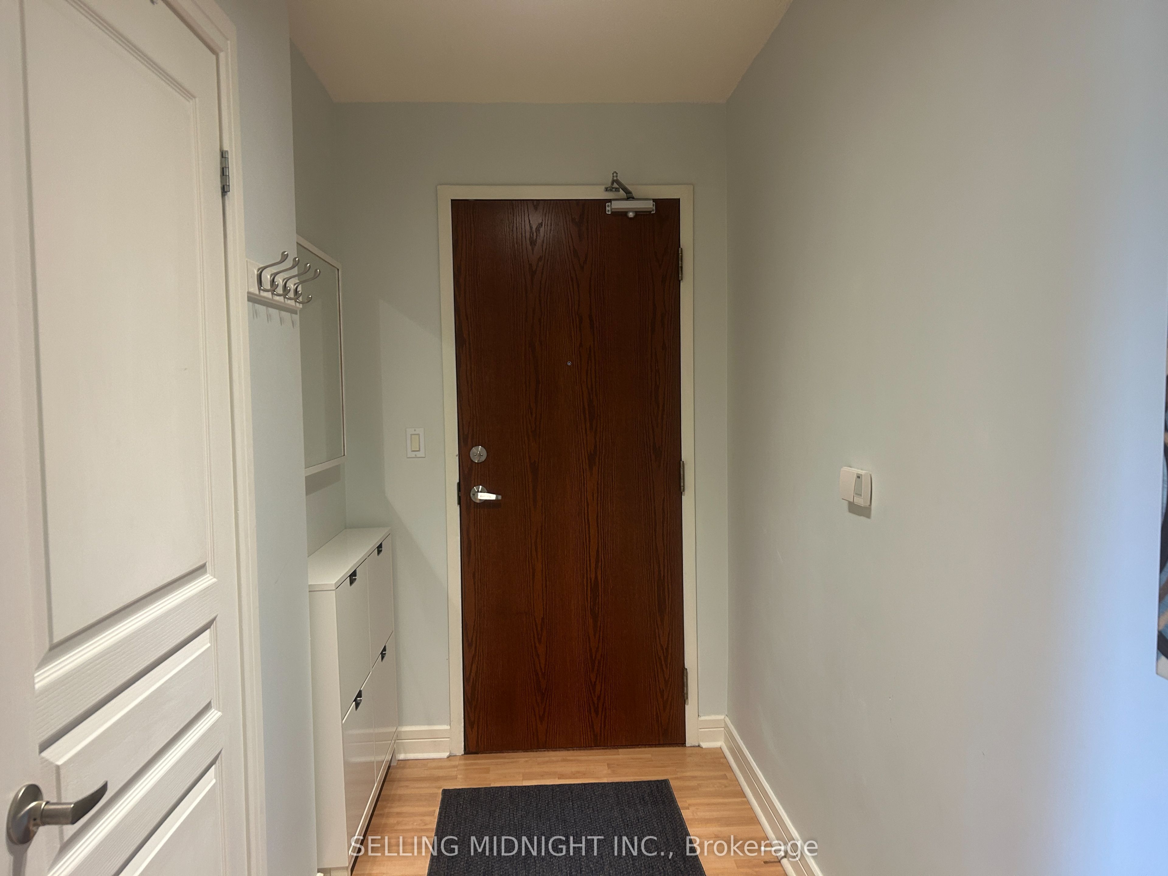 19 Avondale Avenue 401, Toronto, ON M2N 2T6 photo 3