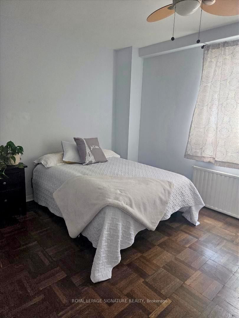 660 Eglinton Avenue W 612, Toronto, ON M5N 1C3 photo 5